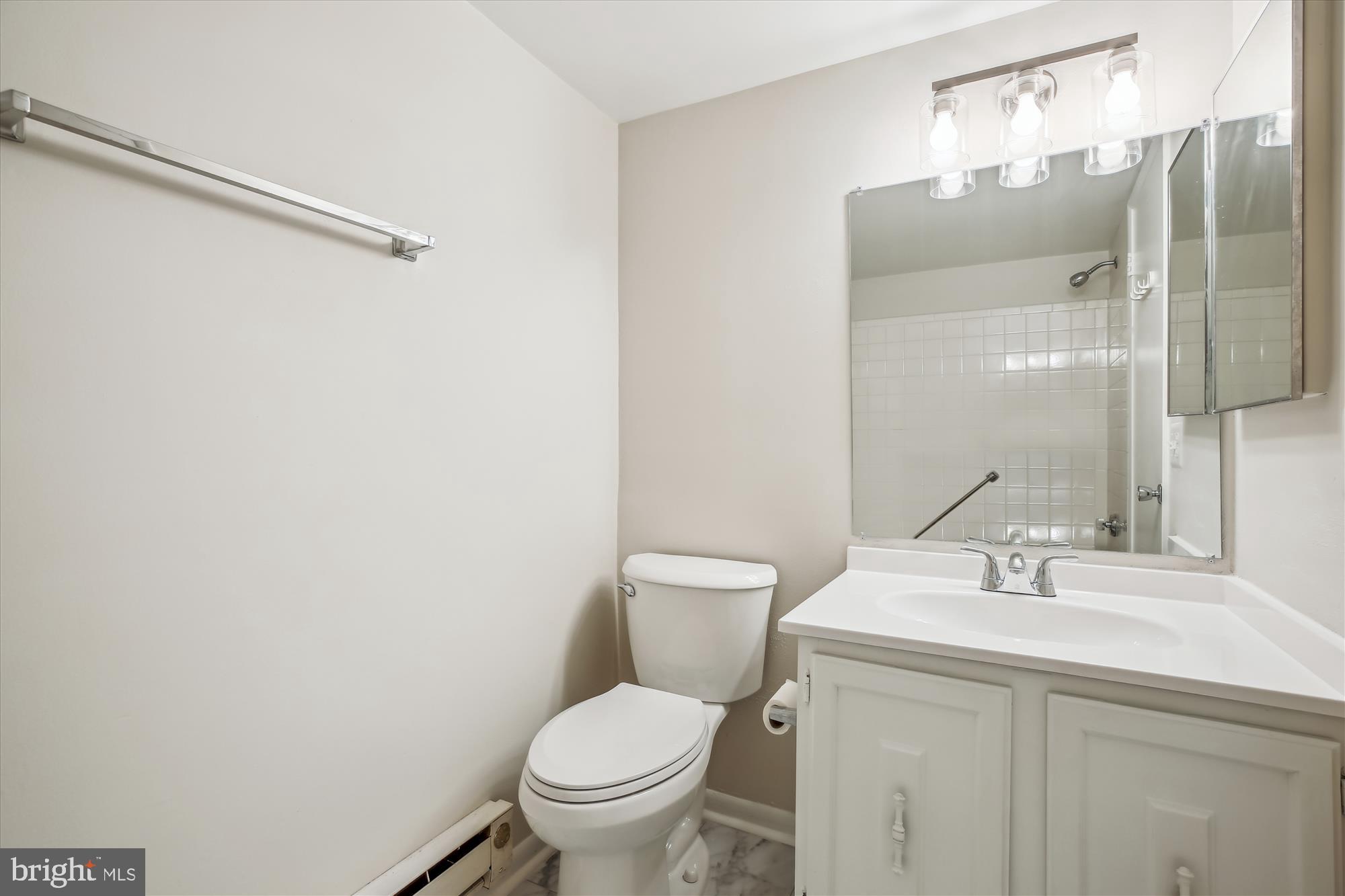 LEISURE WORLD - Residential