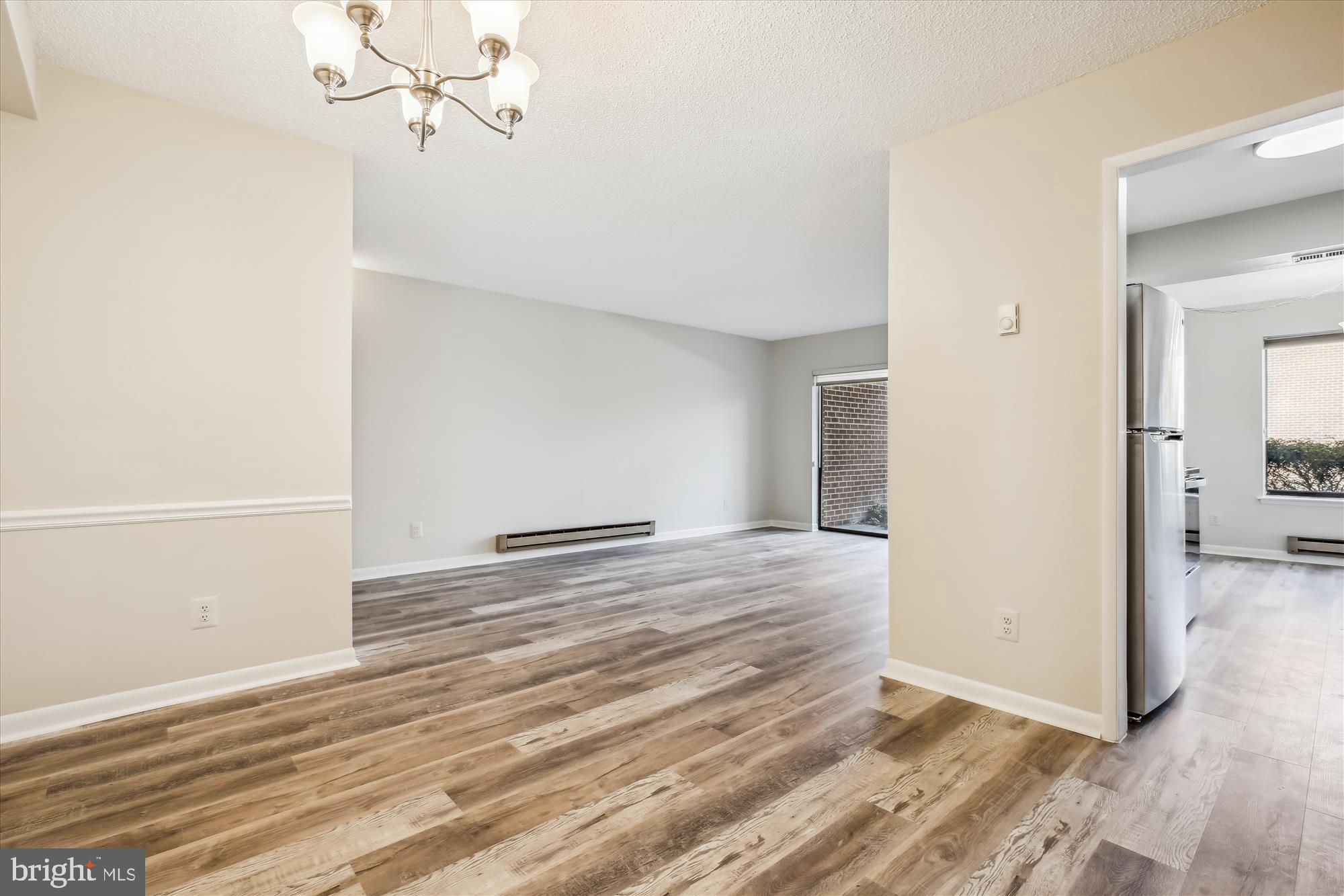 LEISURE WORLD - Residential