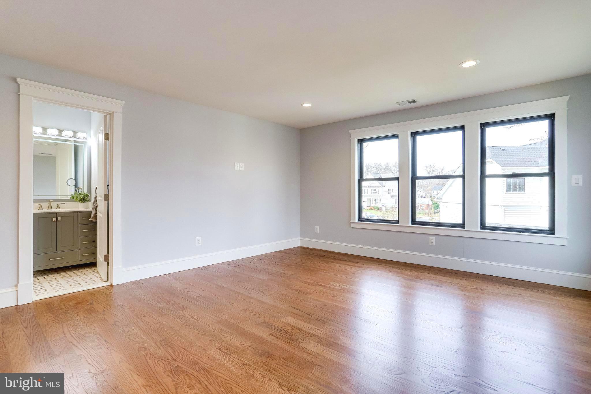 ORCHARD CREST - Residential