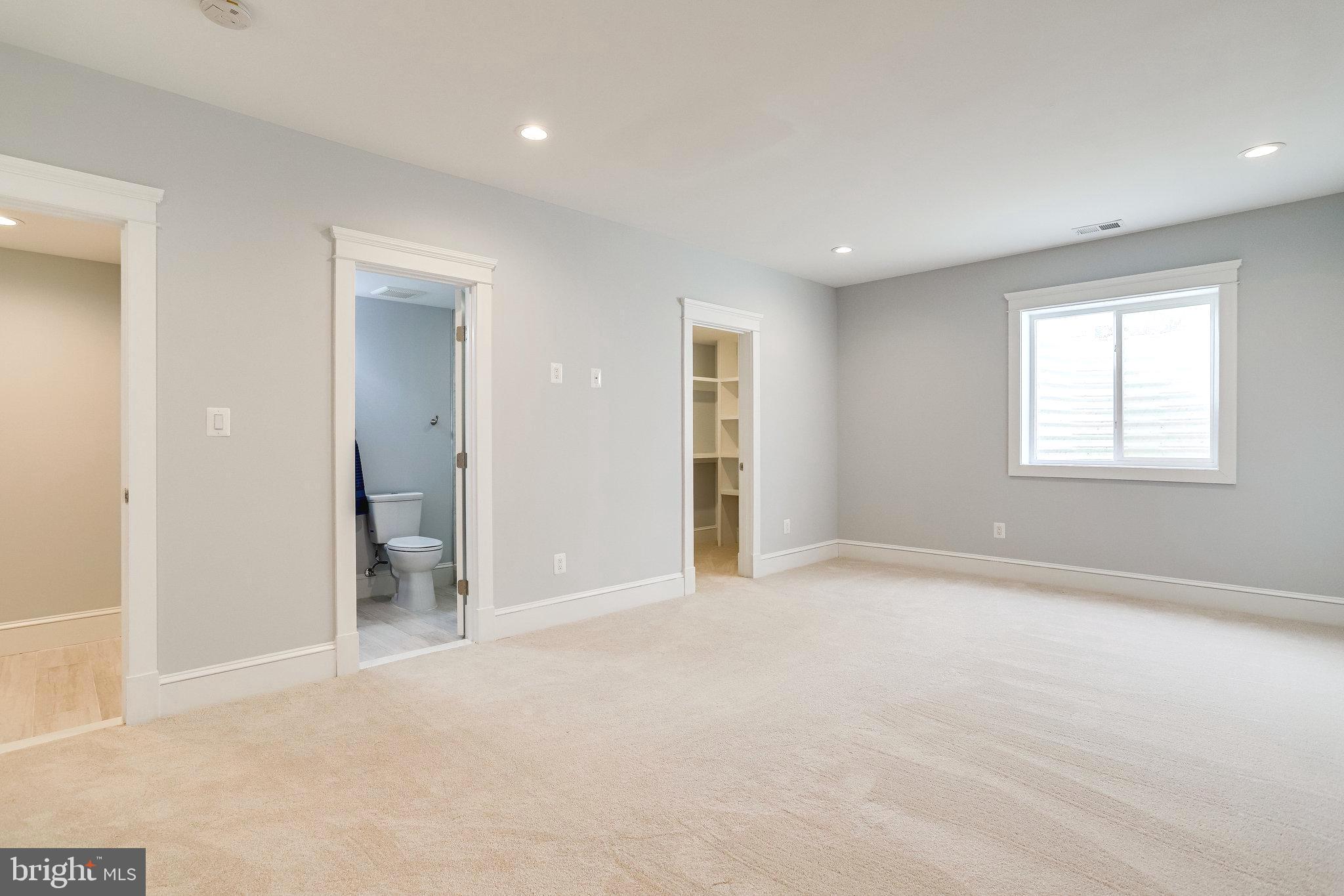 ORCHARD CREST - Residential