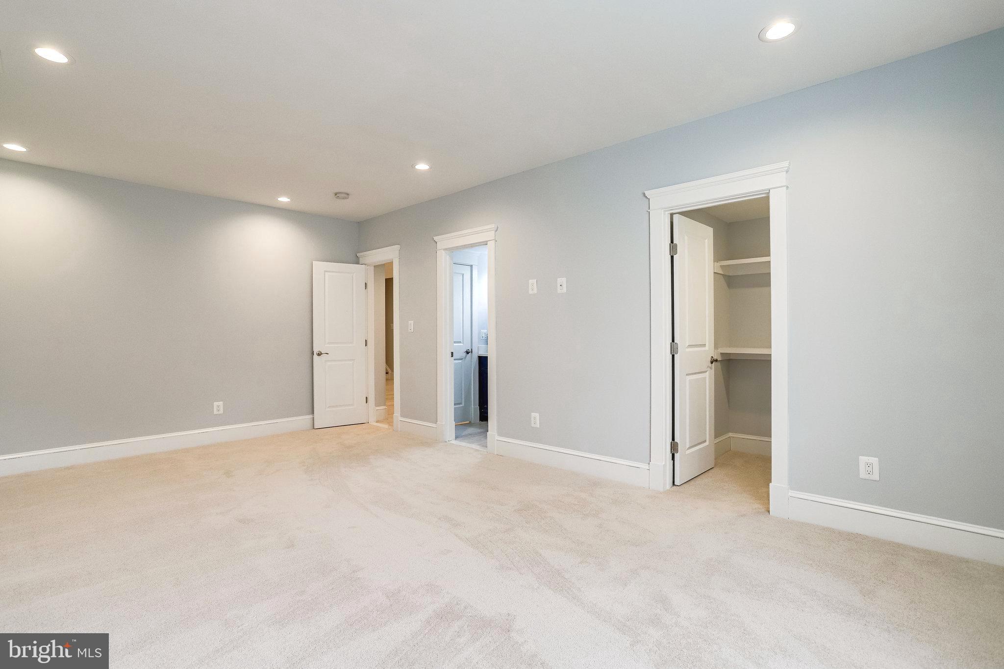 ORCHARD CREST - Residential