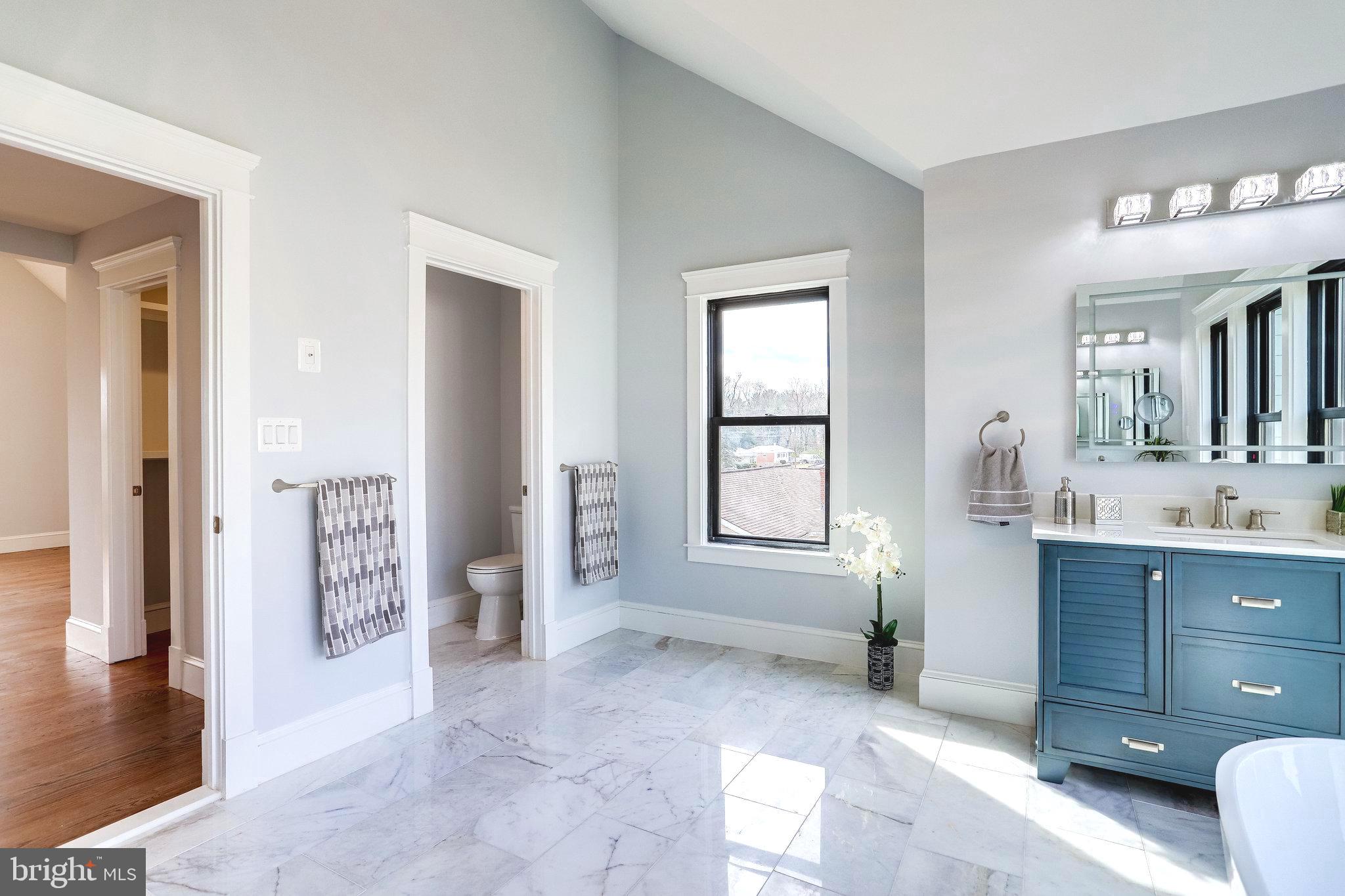 ORCHARD CREST - Residential