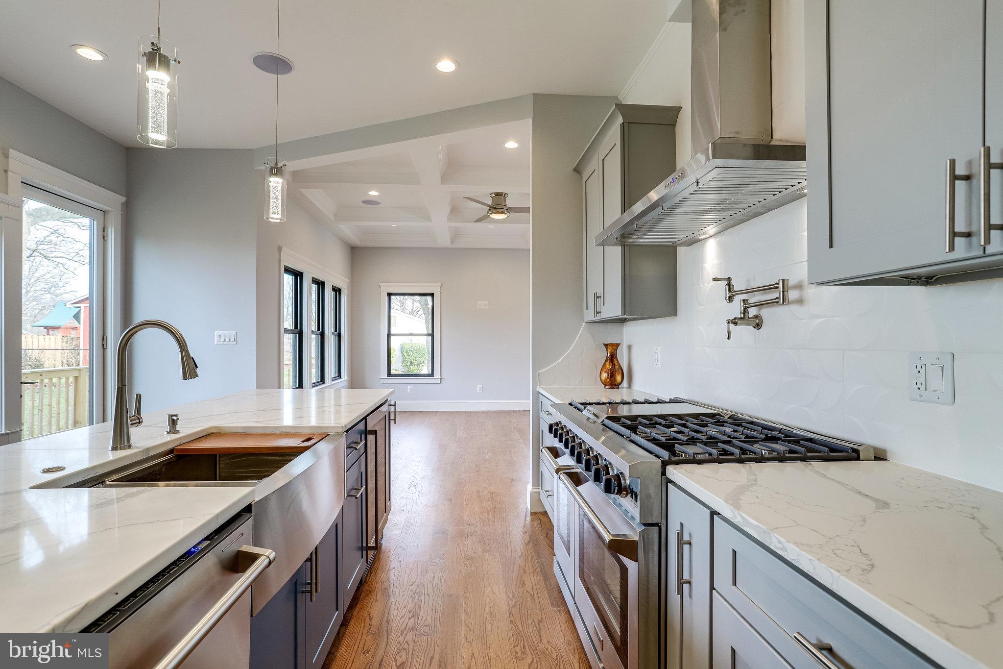 ORCHARD CREST - Residential