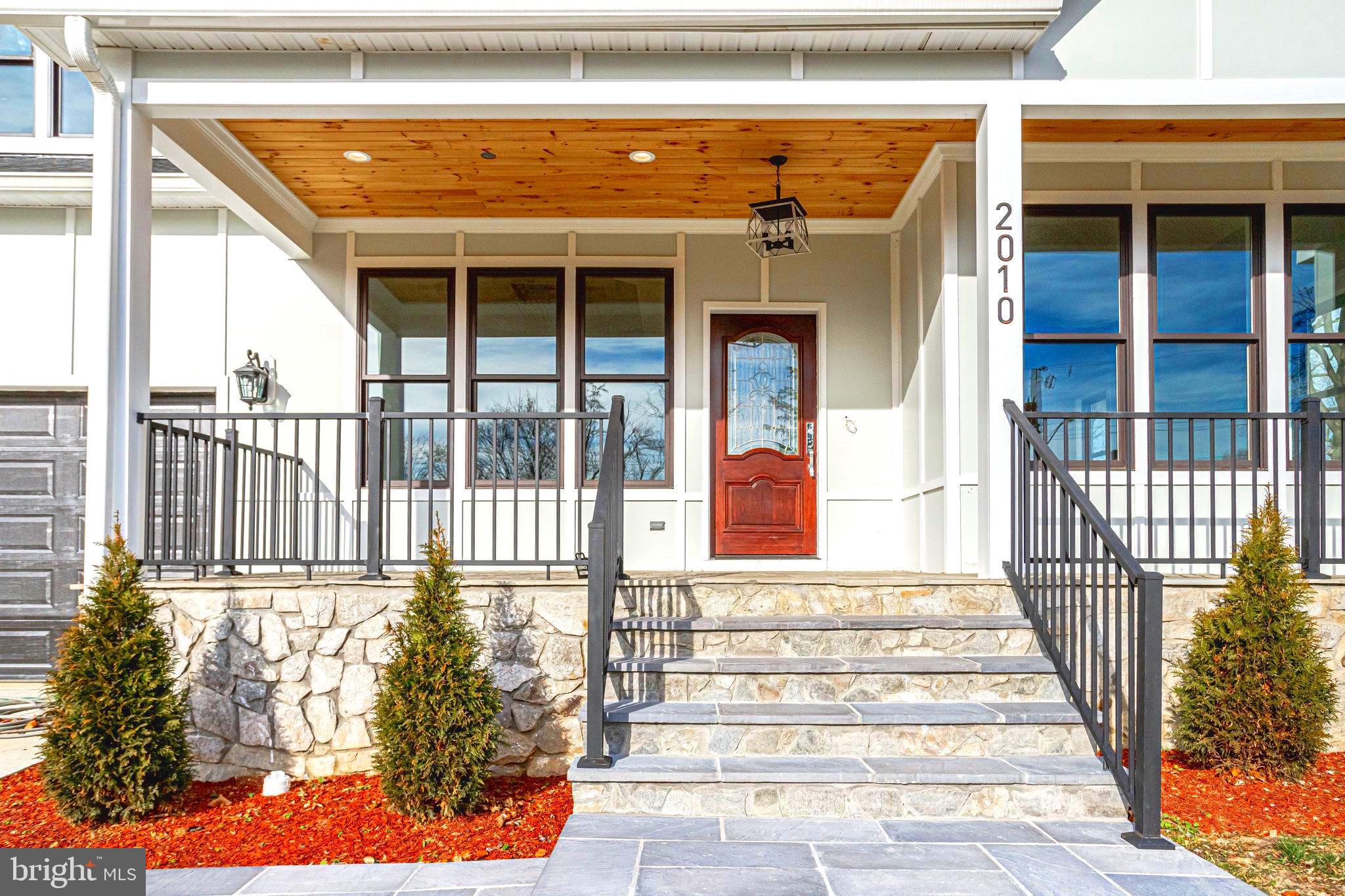 ORCHARD CREST - Residential