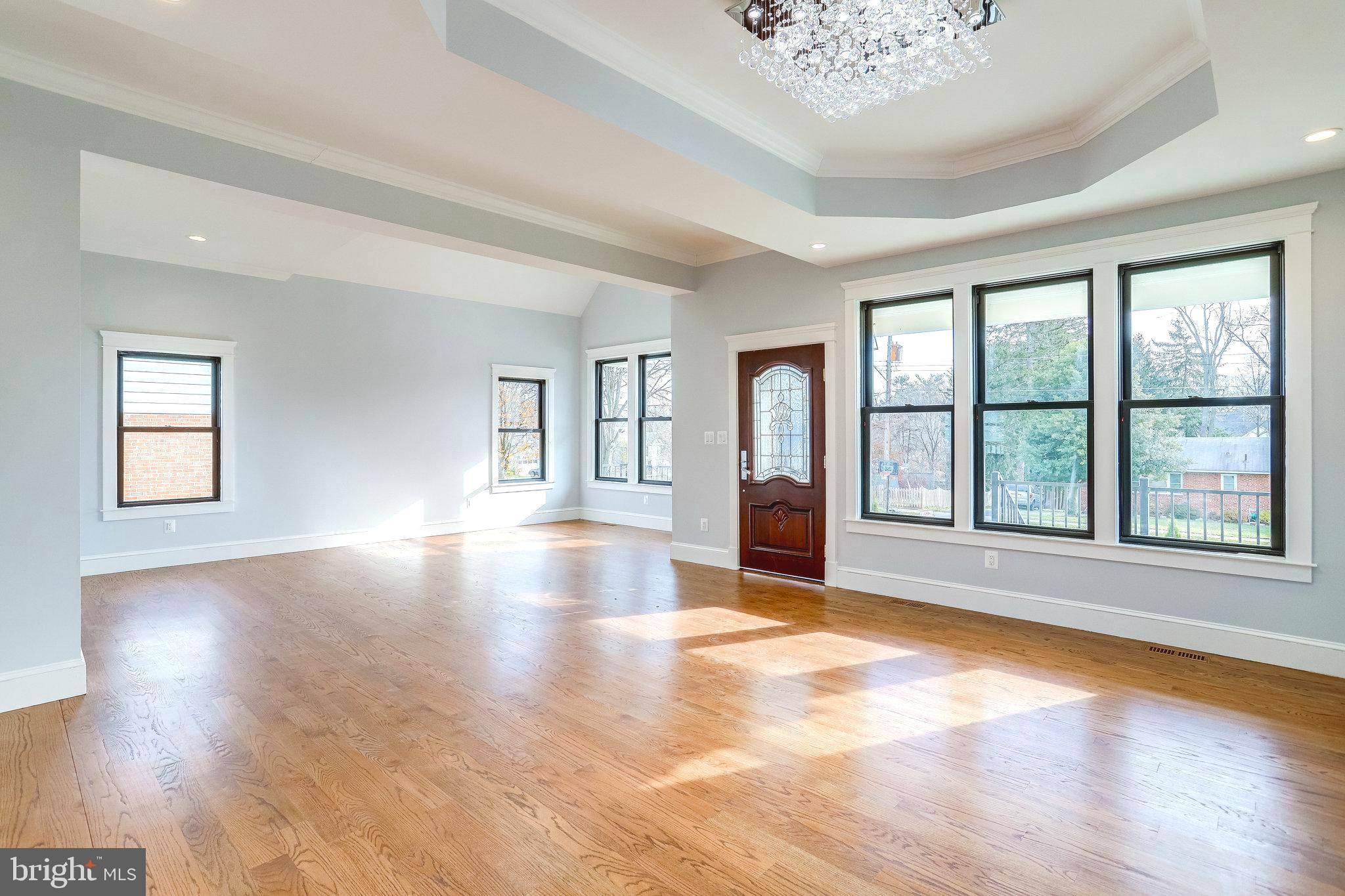 ORCHARD CREST - Residential