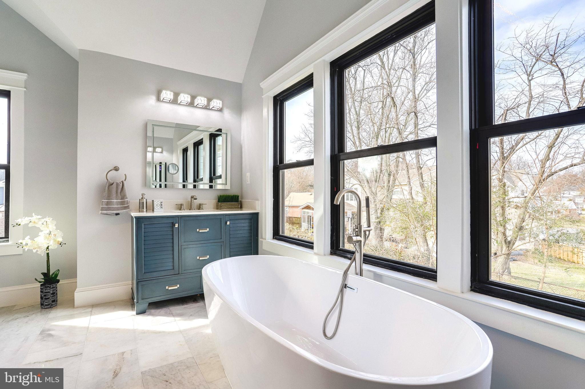 ORCHARD CREST - Residential