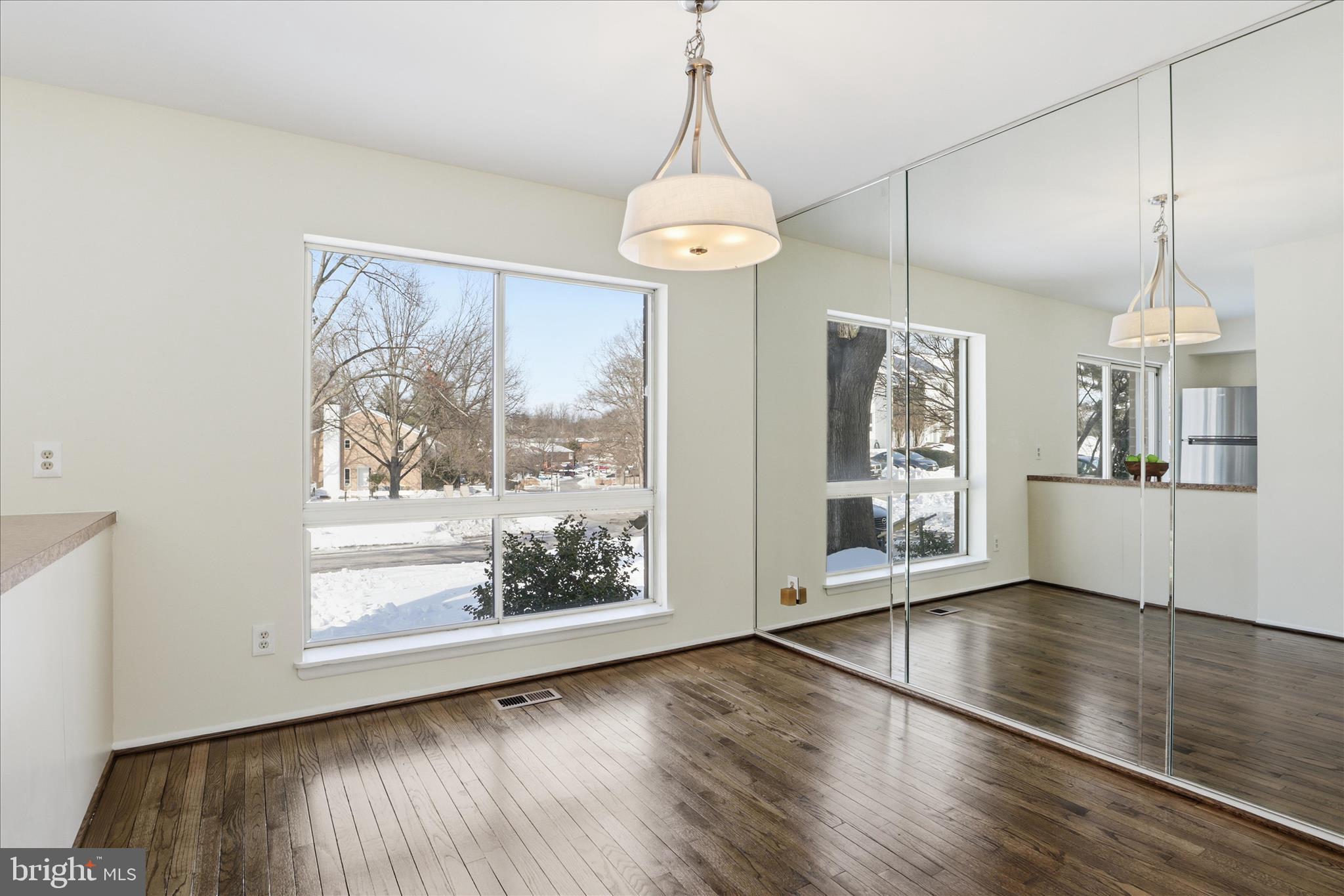 VILLAGE OF OWEN BROWN - Residential