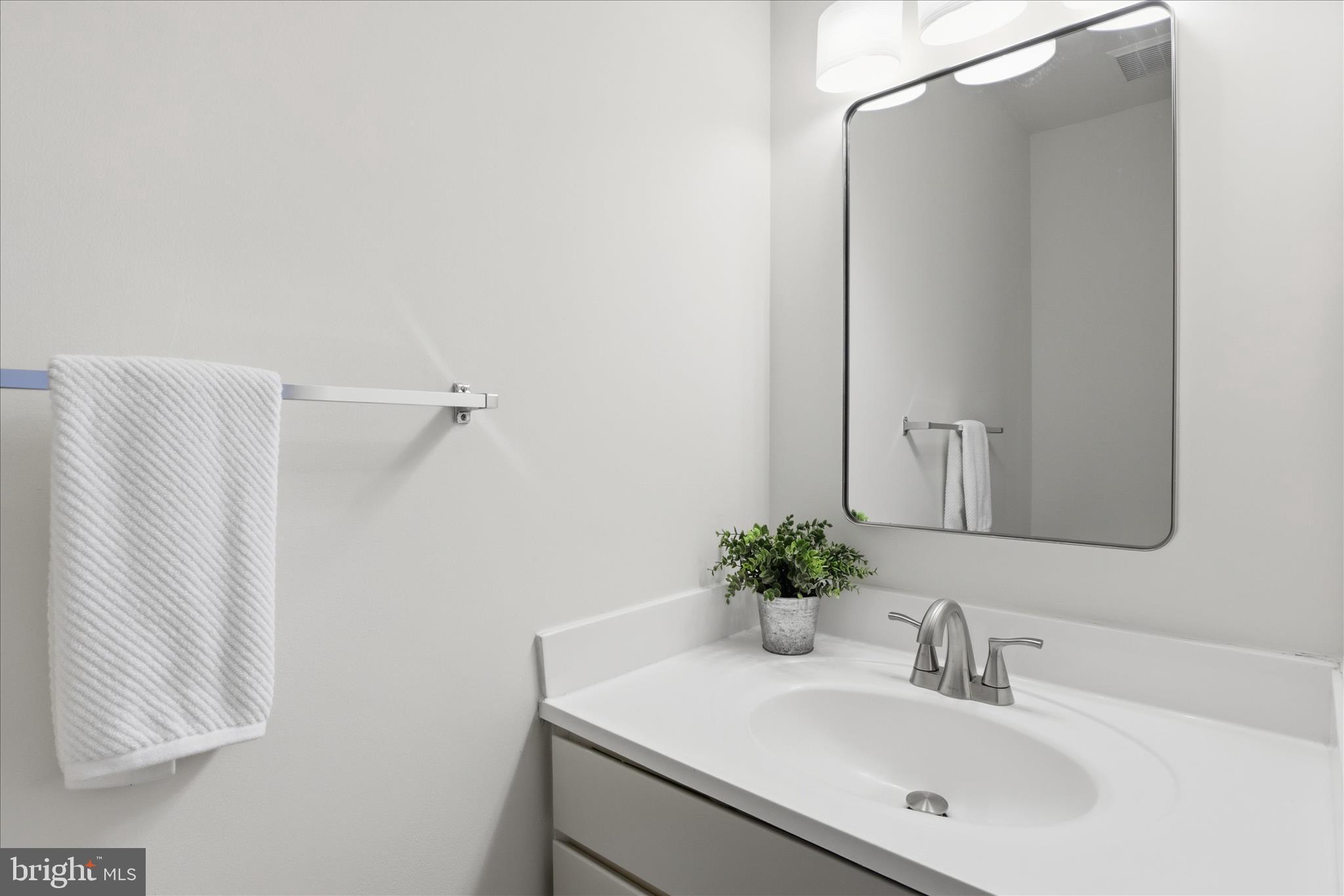 VILLAGE OF OWEN BROWN - Residential