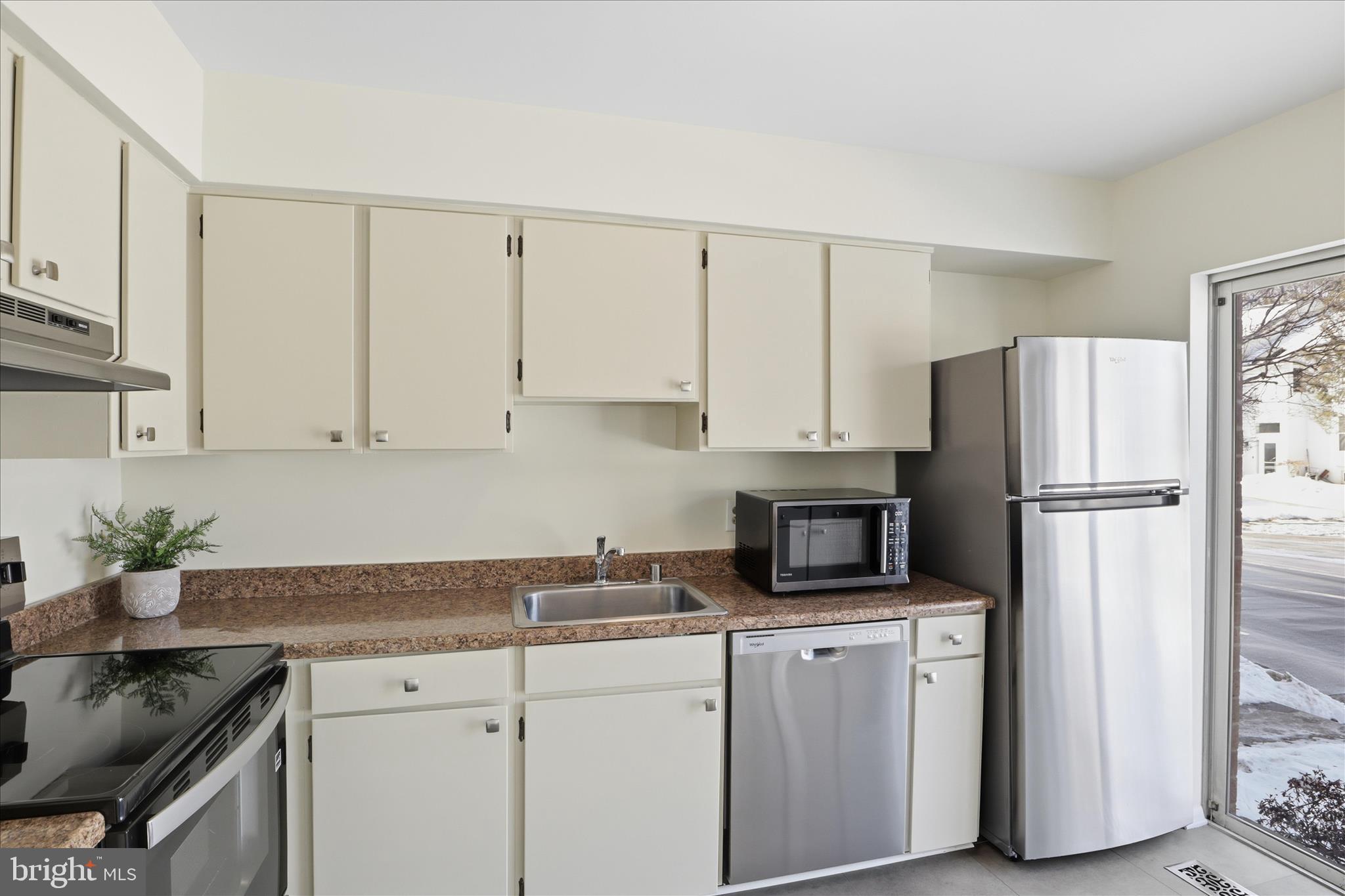 VILLAGE OF OWEN BROWN - Residential