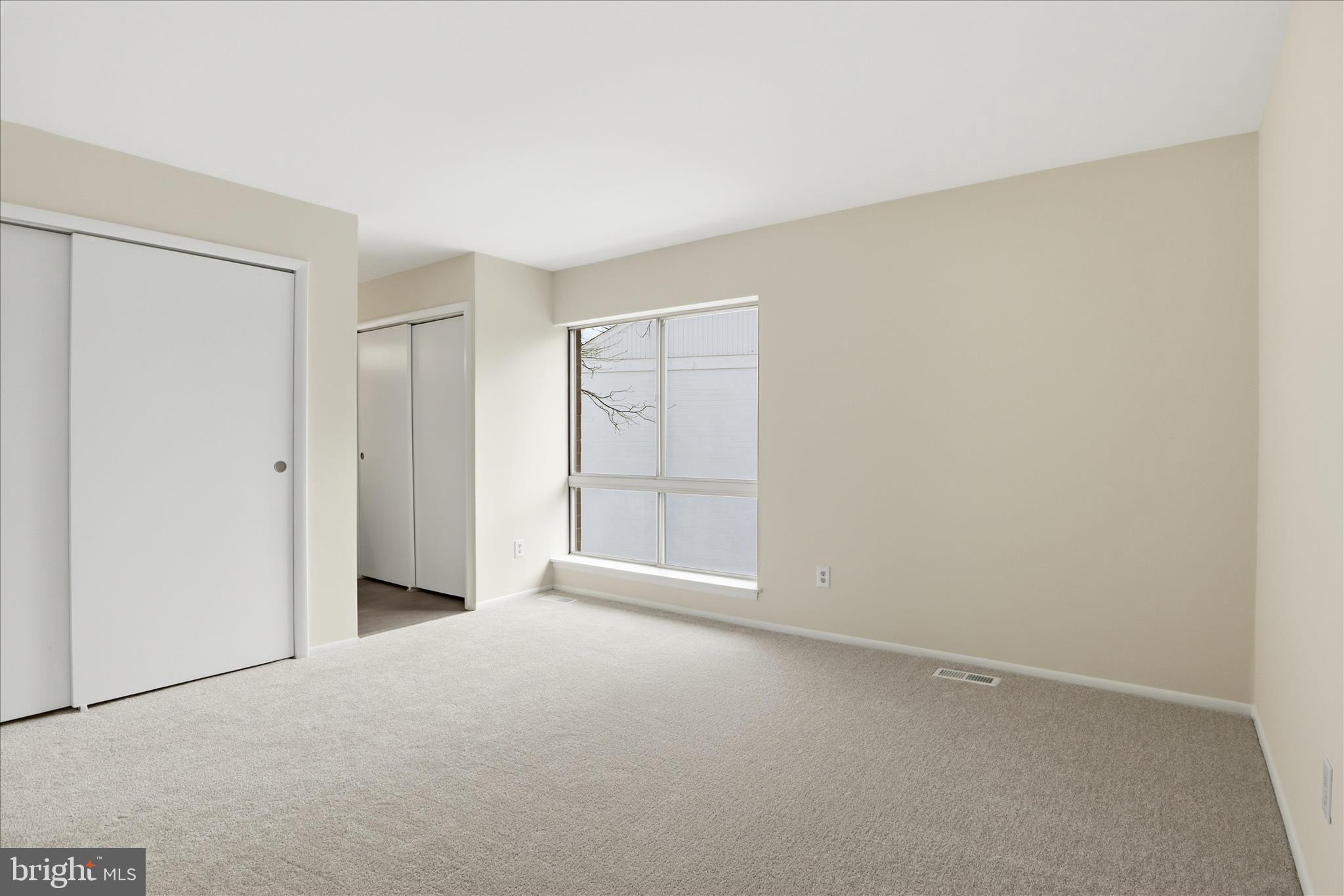 VILLAGE OF OWEN BROWN - Residential