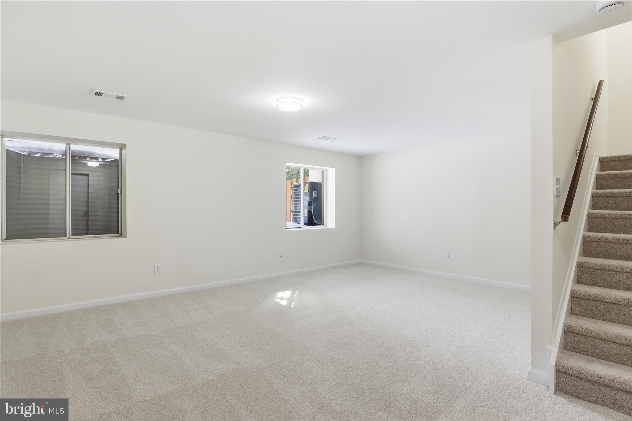 VILLAGE OF OWEN BROWN - Residential