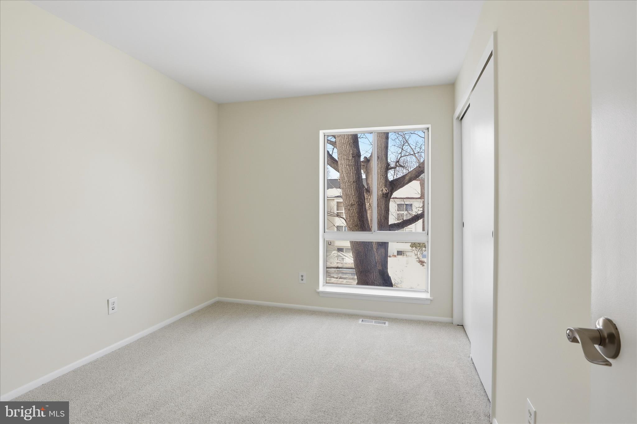 VILLAGE OF OWEN BROWN - Residential