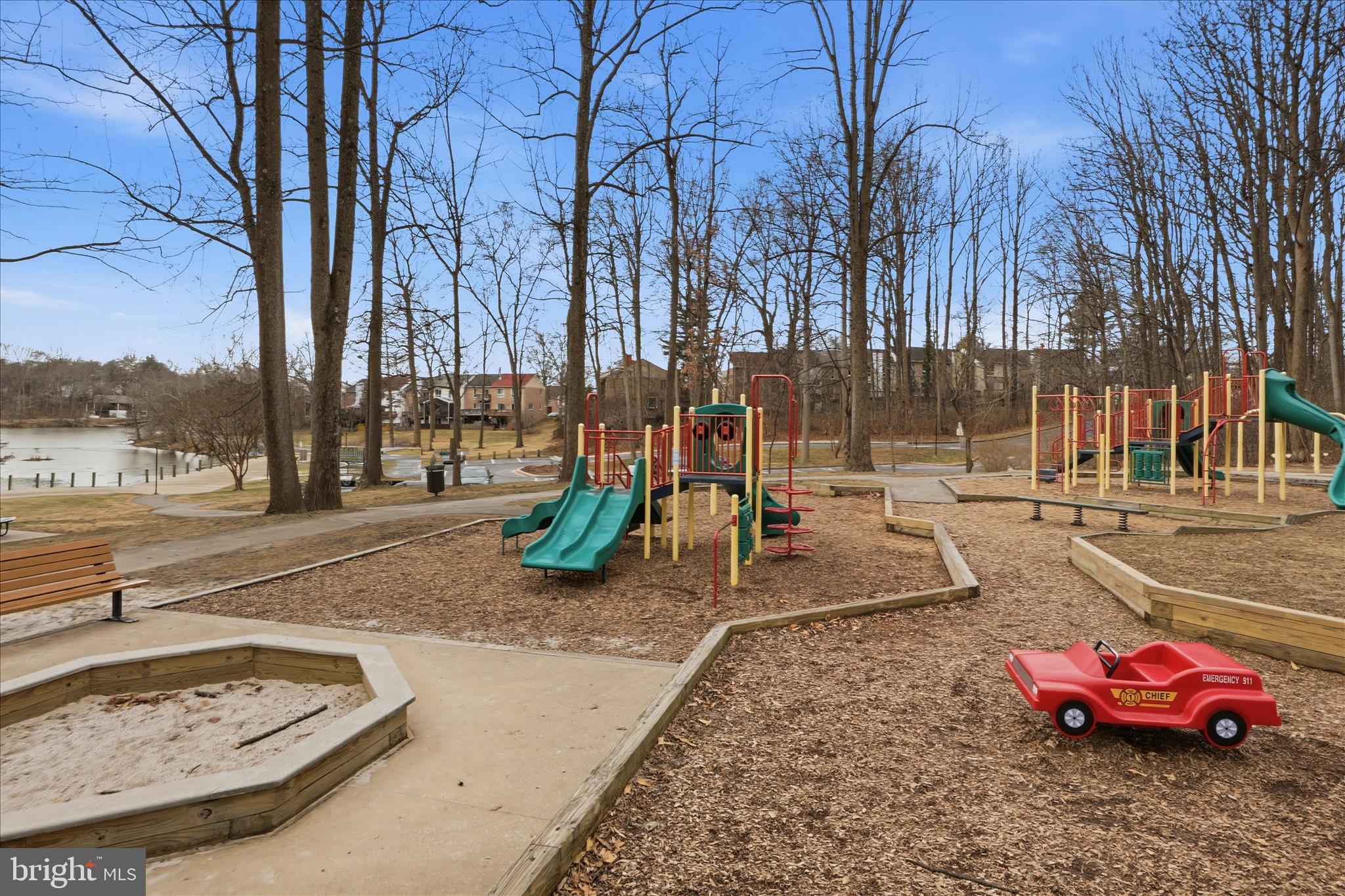 VILLAGE OF OWEN BROWN - Residential