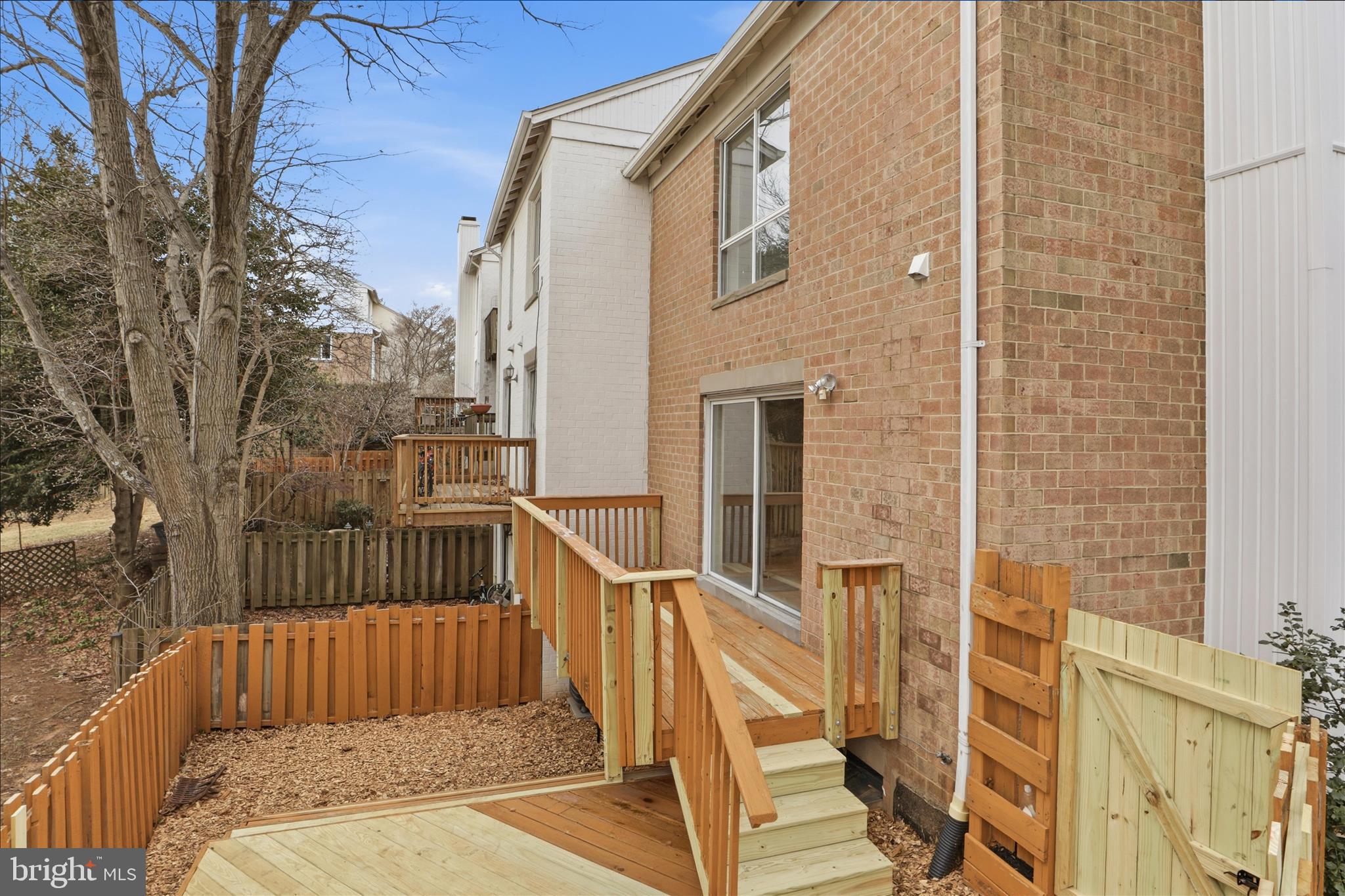 VILLAGE OF OWEN BROWN - Residential