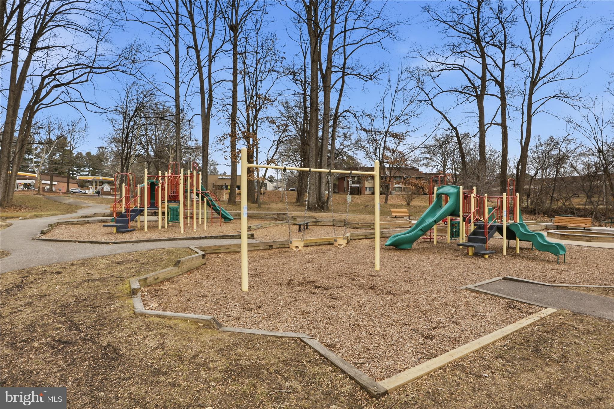 VILLAGE OF OWEN BROWN - Residential