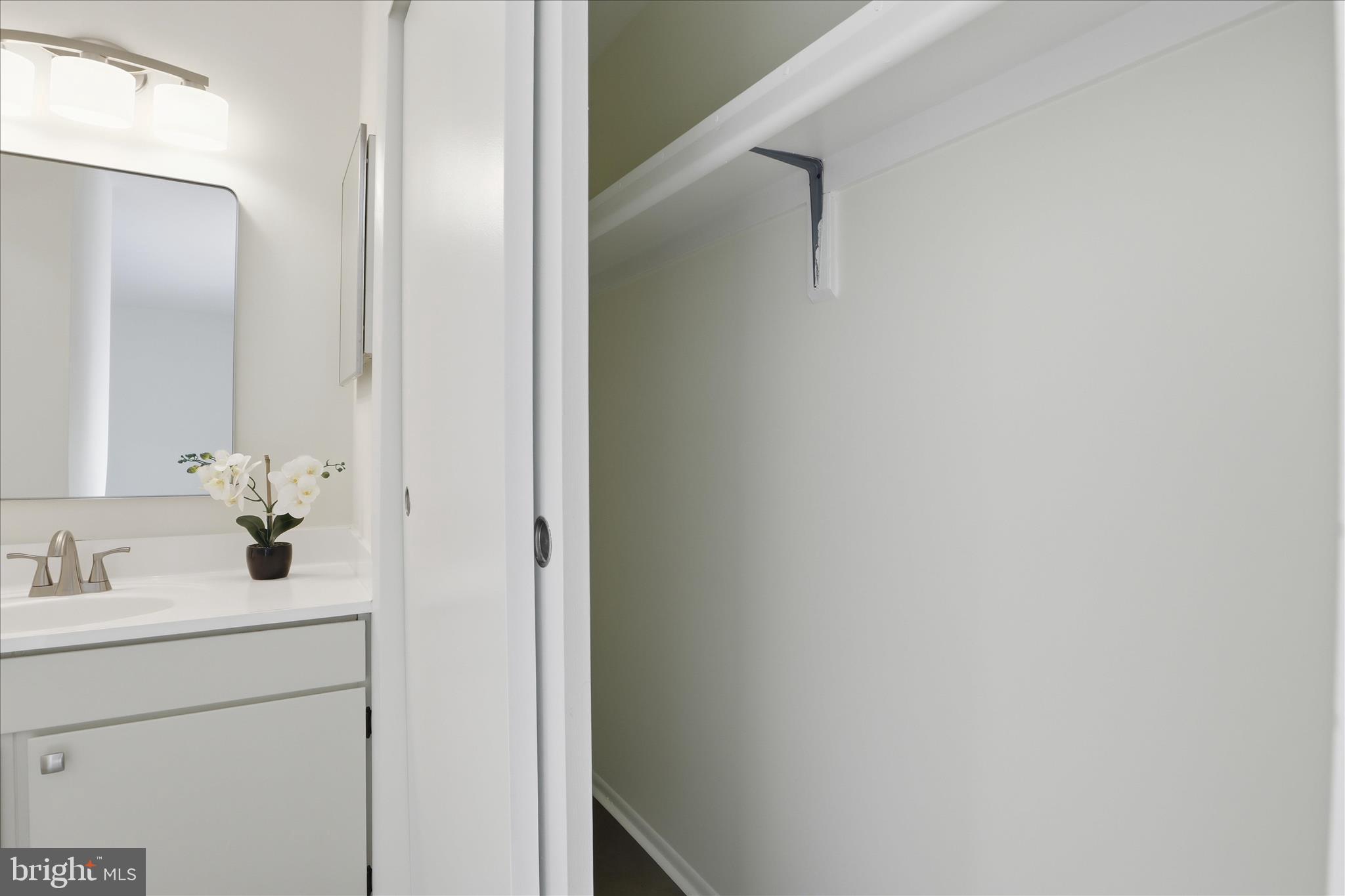 VILLAGE OF OWEN BROWN - Residential