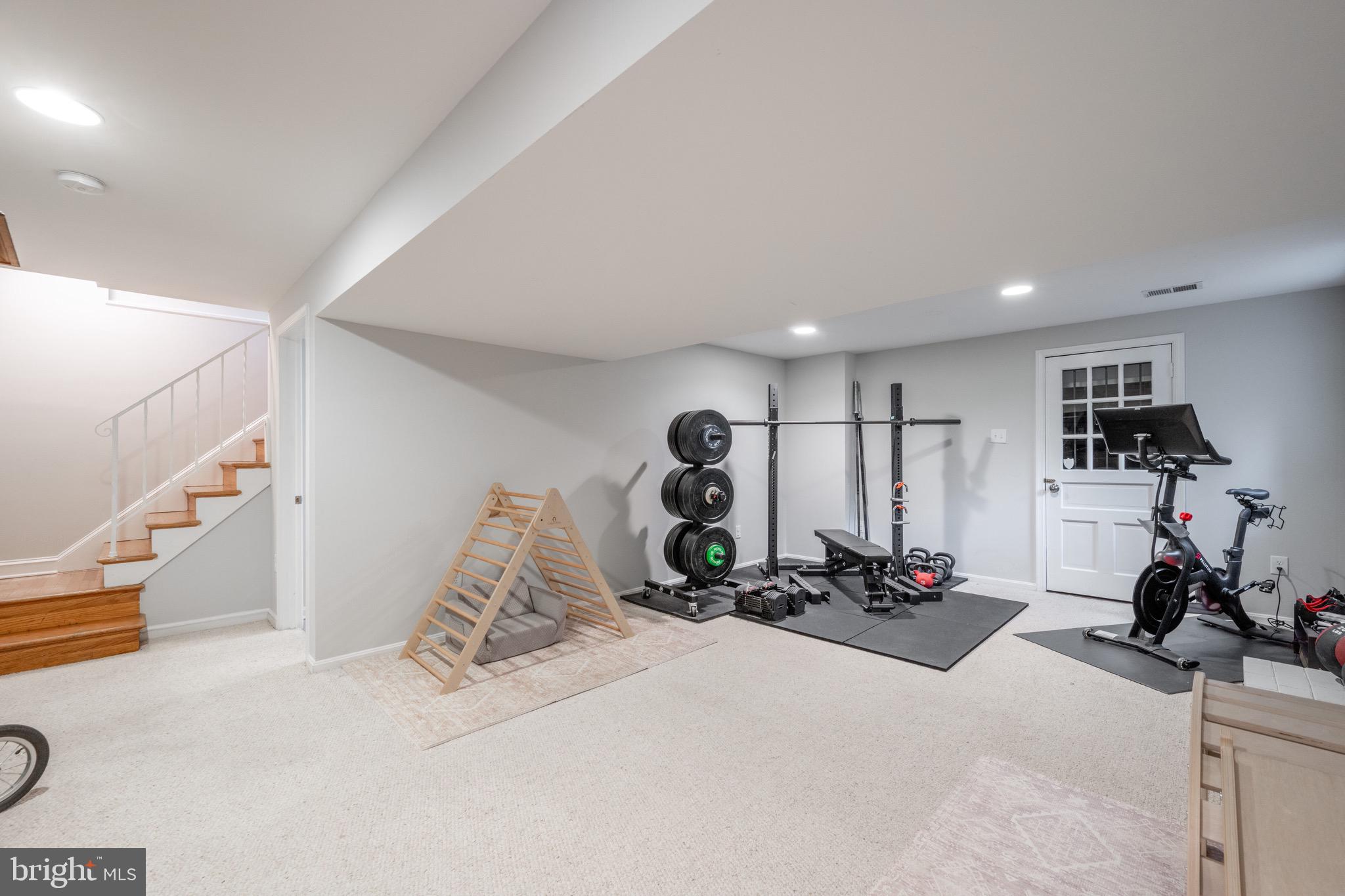 JEFFERSON PARK - Residential