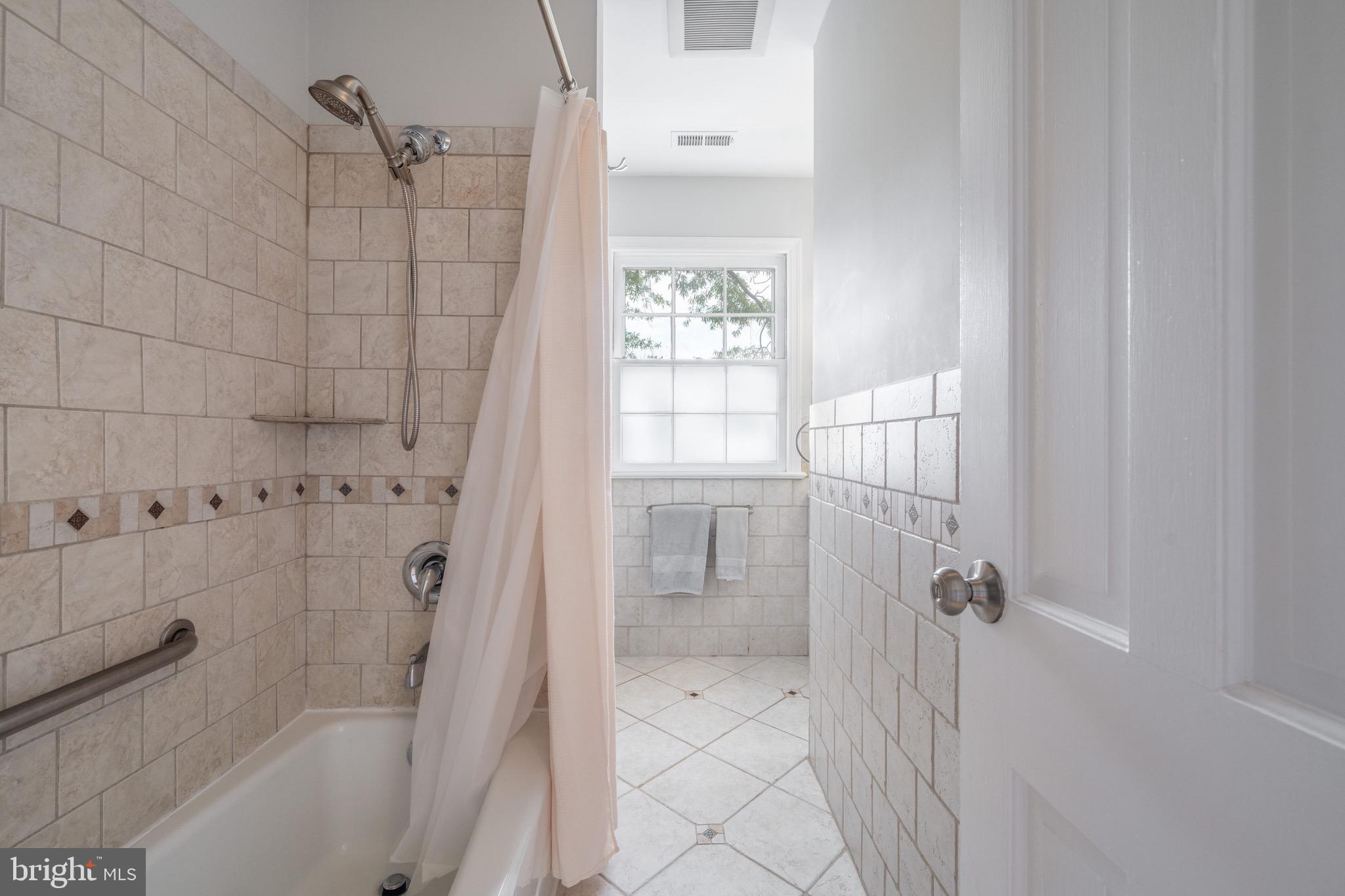 JEFFERSON PARK - Residential