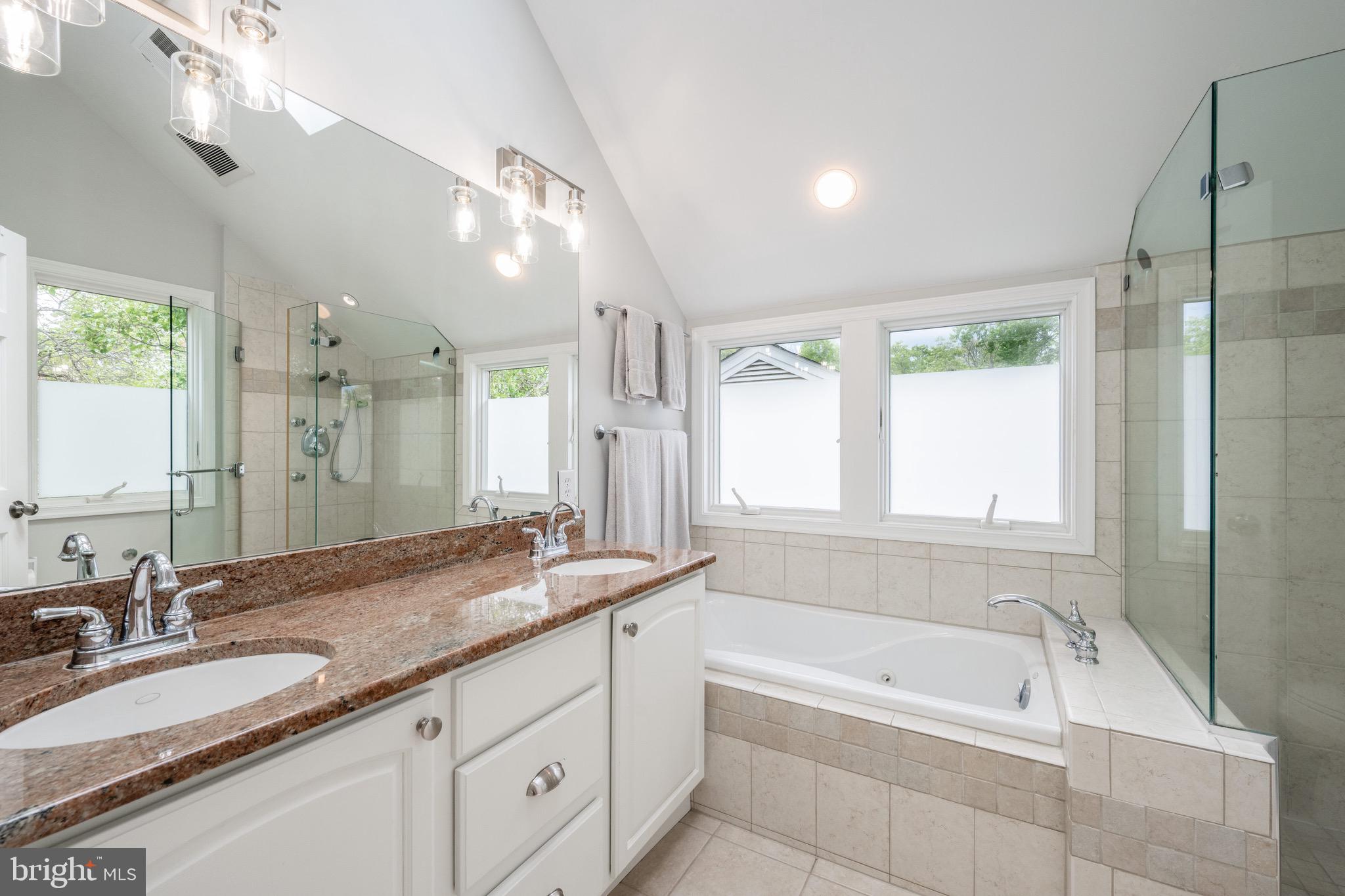 JEFFERSON PARK - Residential