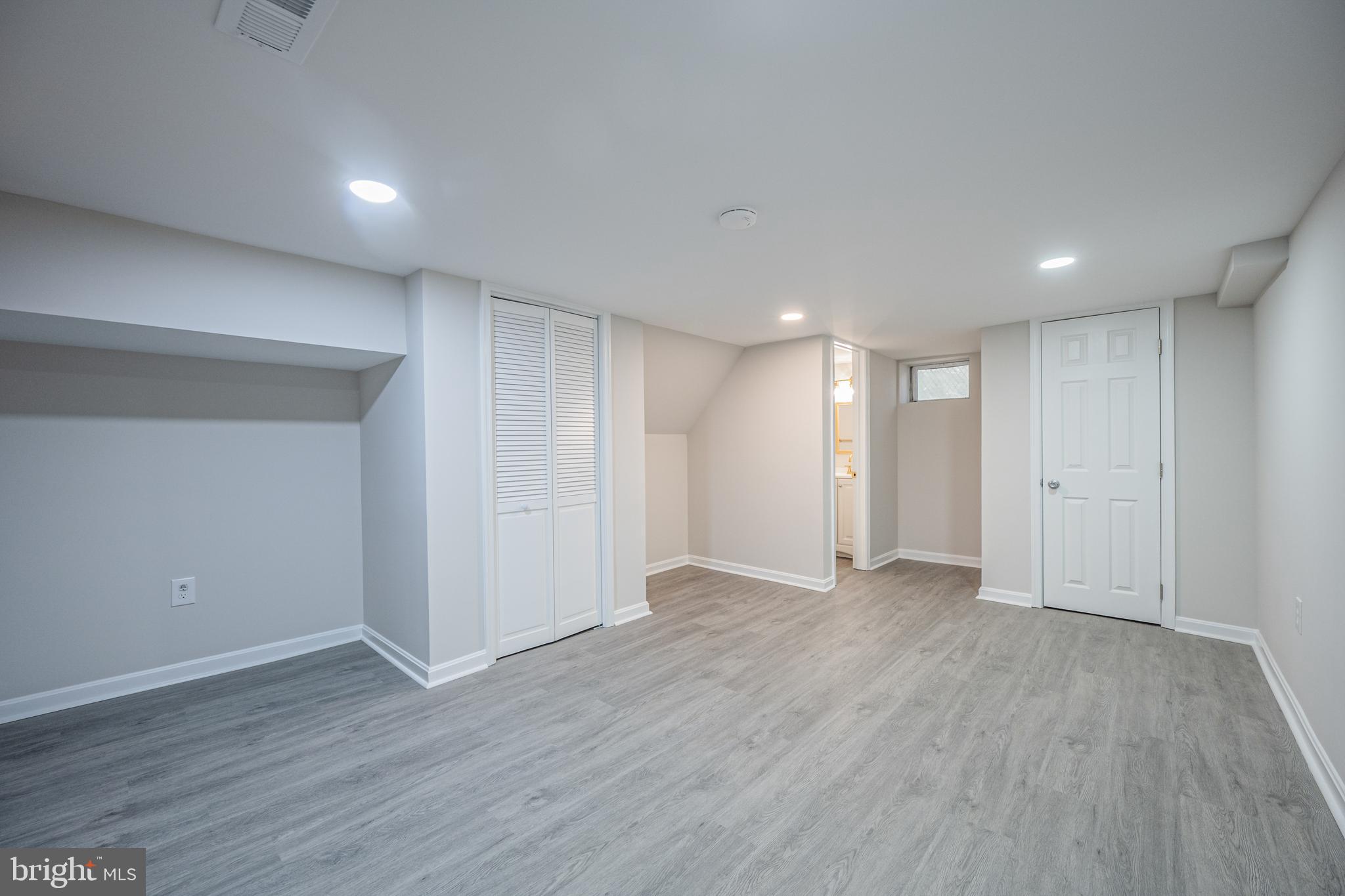 OLIVER - Residential