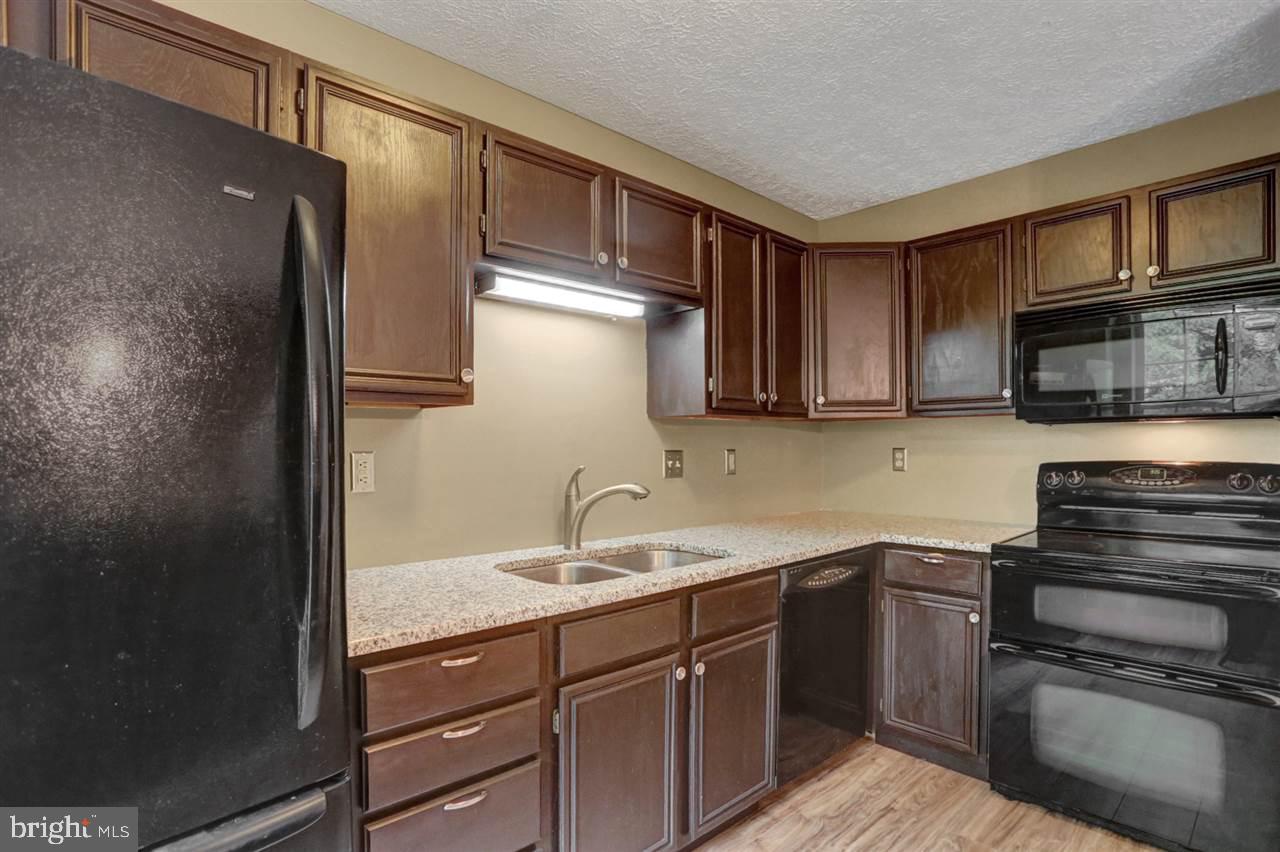 CHARTWOOD MANOR - Residential