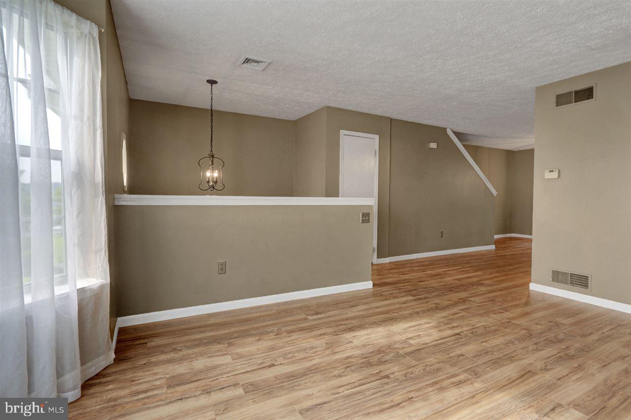 CHARTWOOD MANOR - Residential