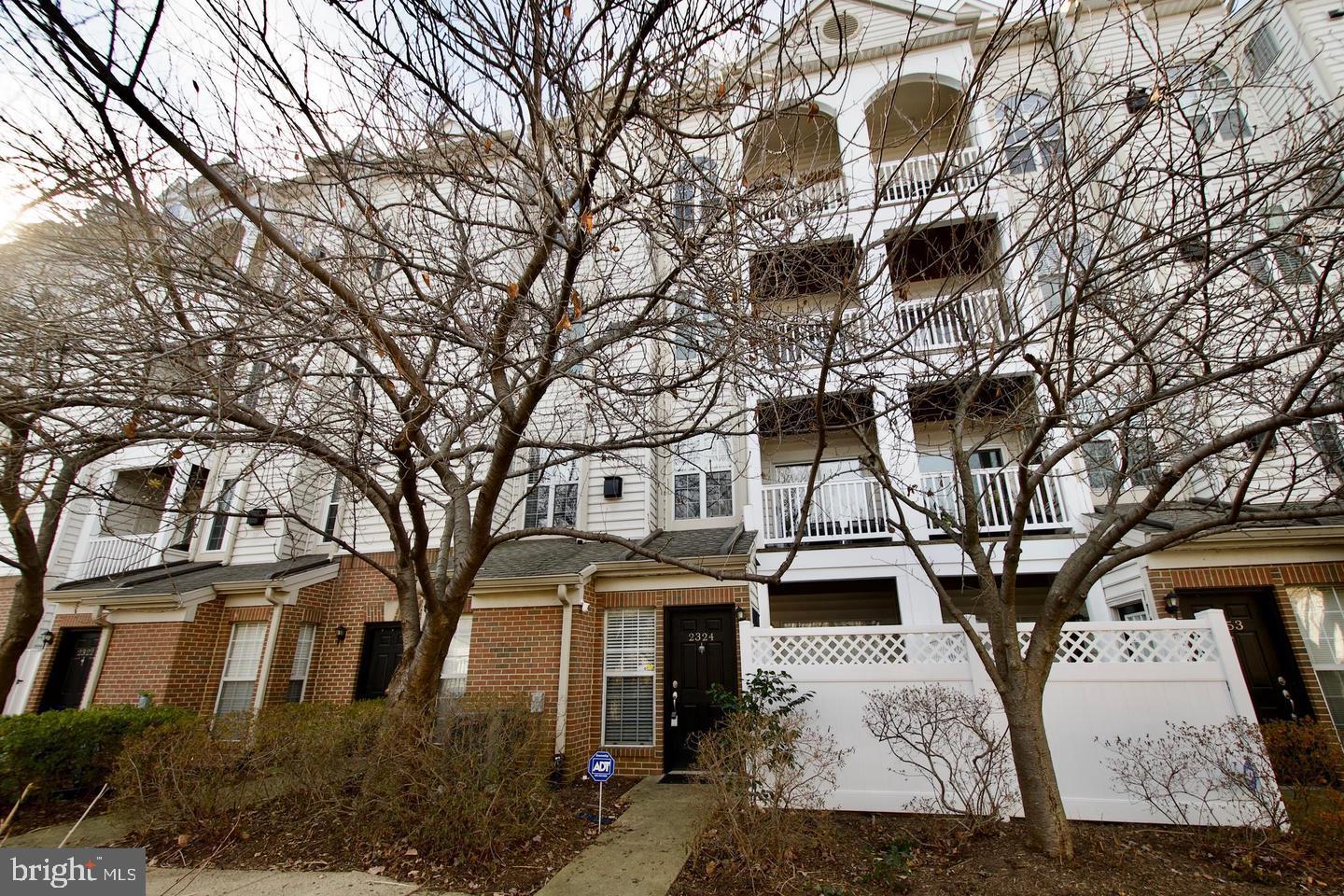2324 HENSHAW PLACE 3