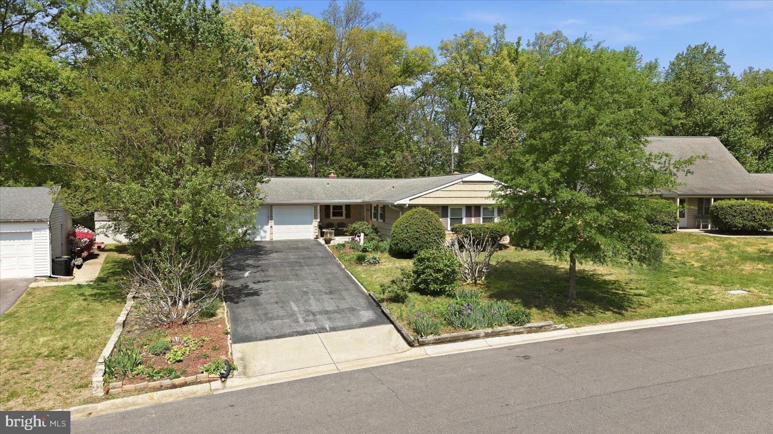 HEATHER HILLS AT BELAIR - Residential