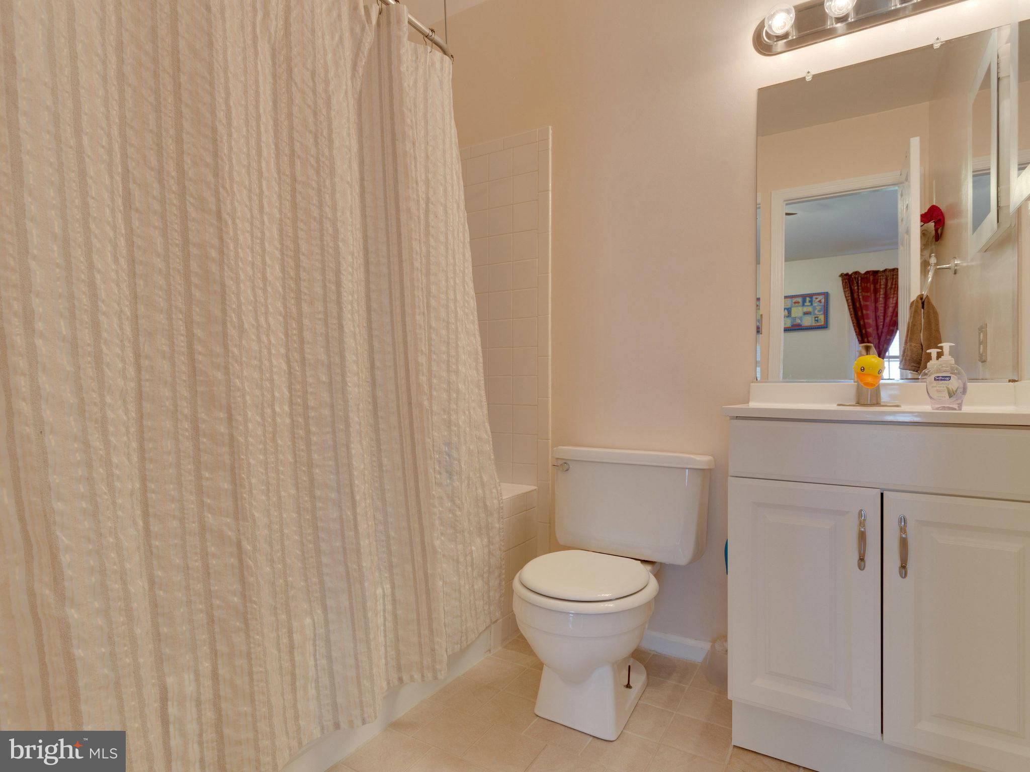 WELLINGTON COMMONS - Residential