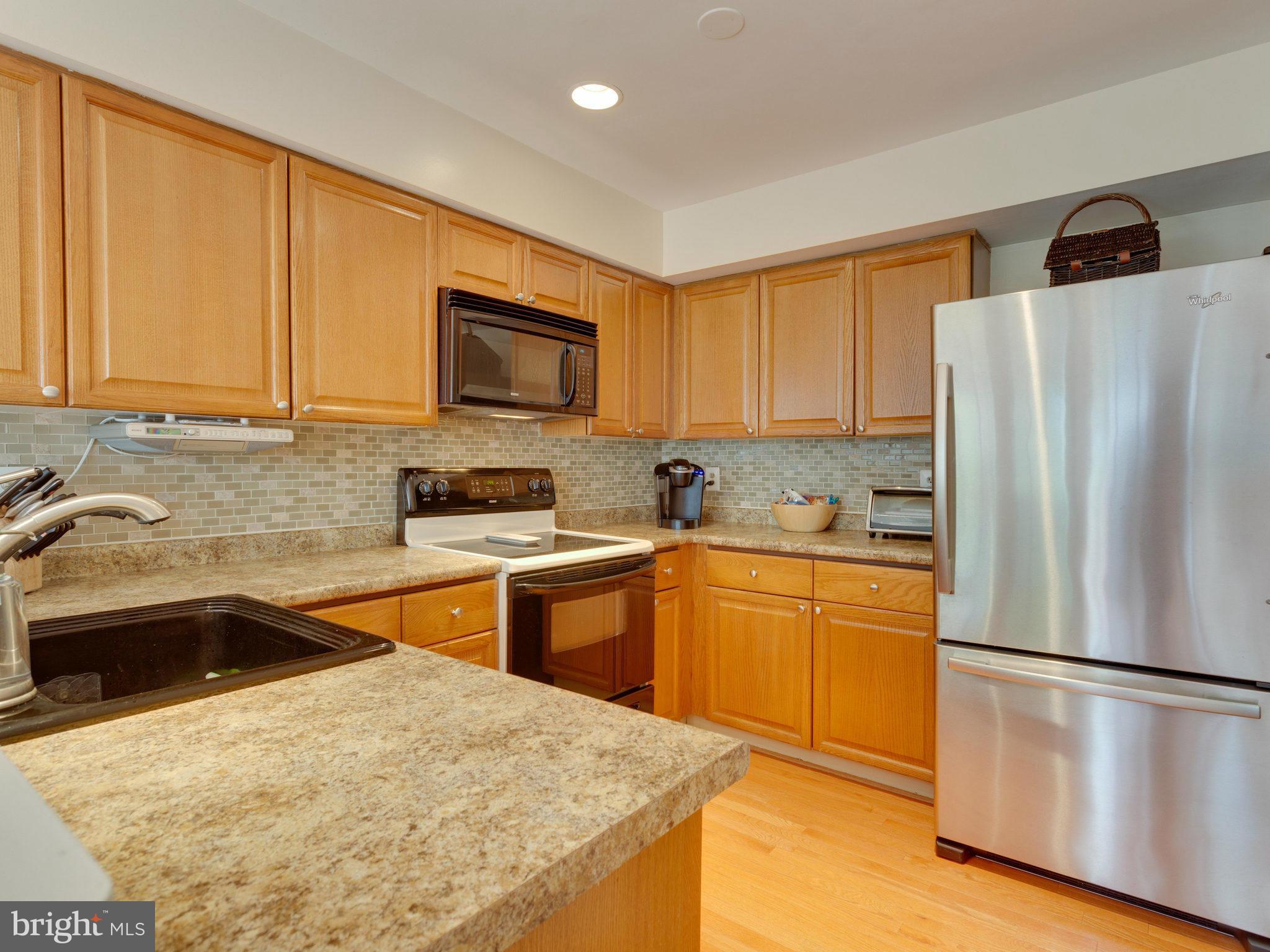 WELLINGTON COMMONS - Residential