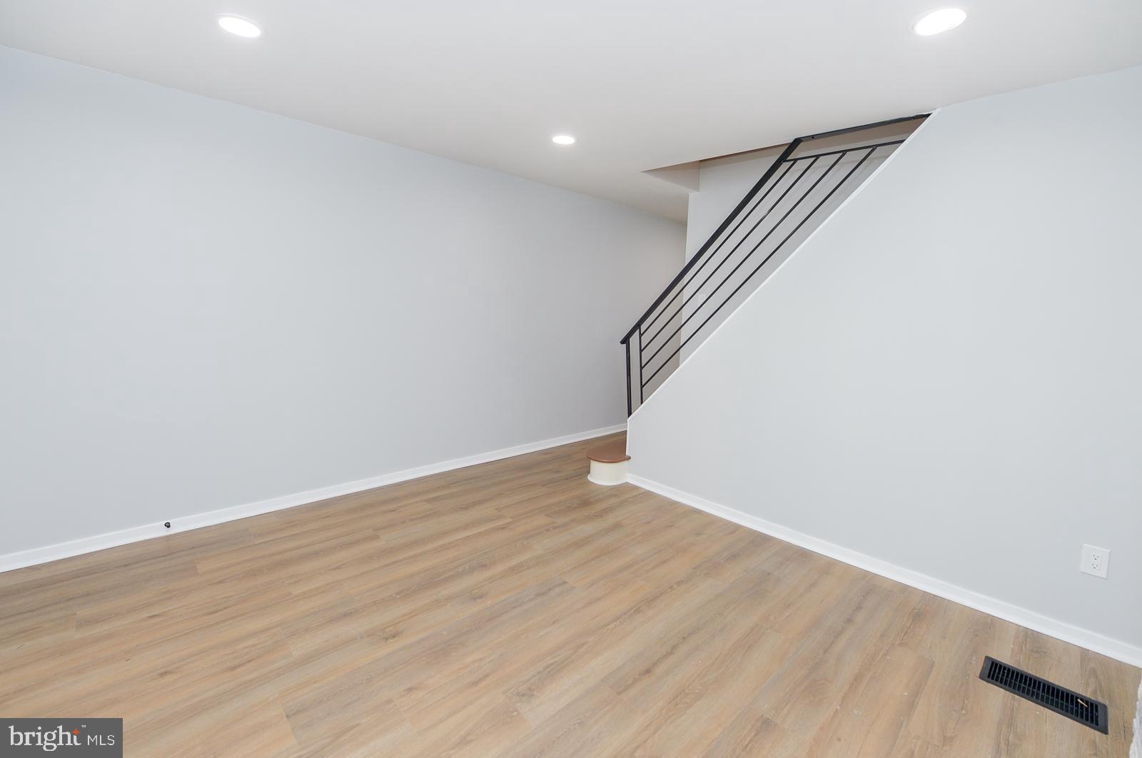 GERMANTOWN - Residential