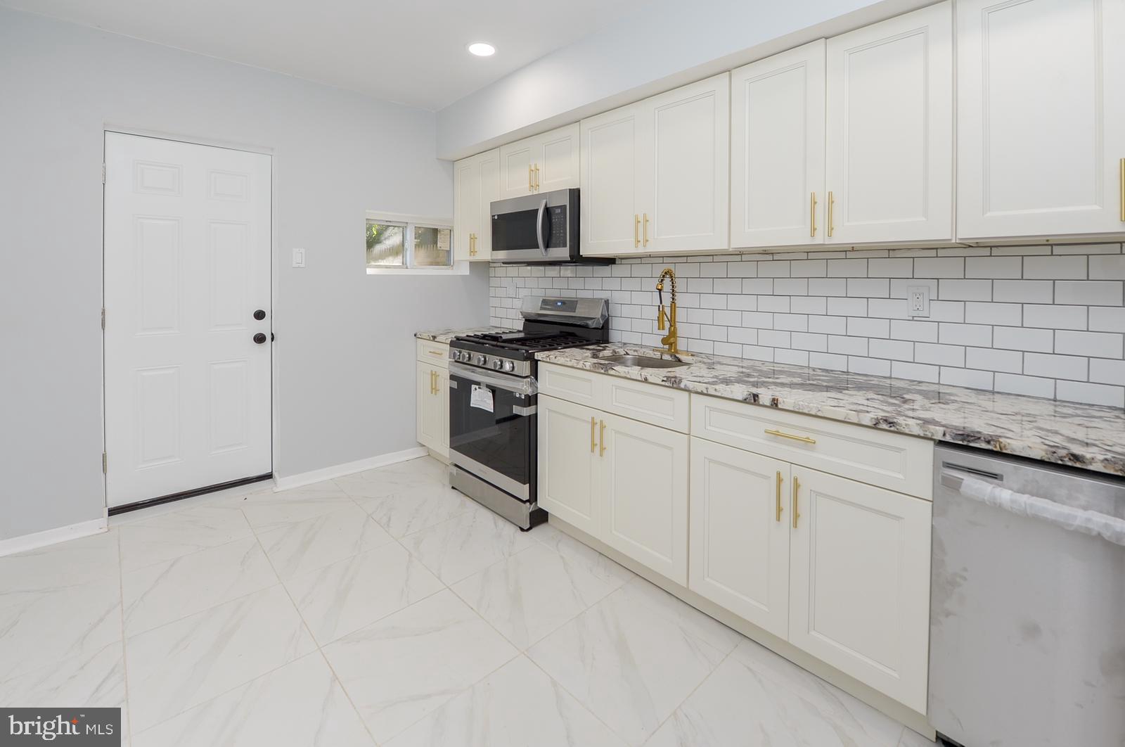 GERMANTOWN - Residential