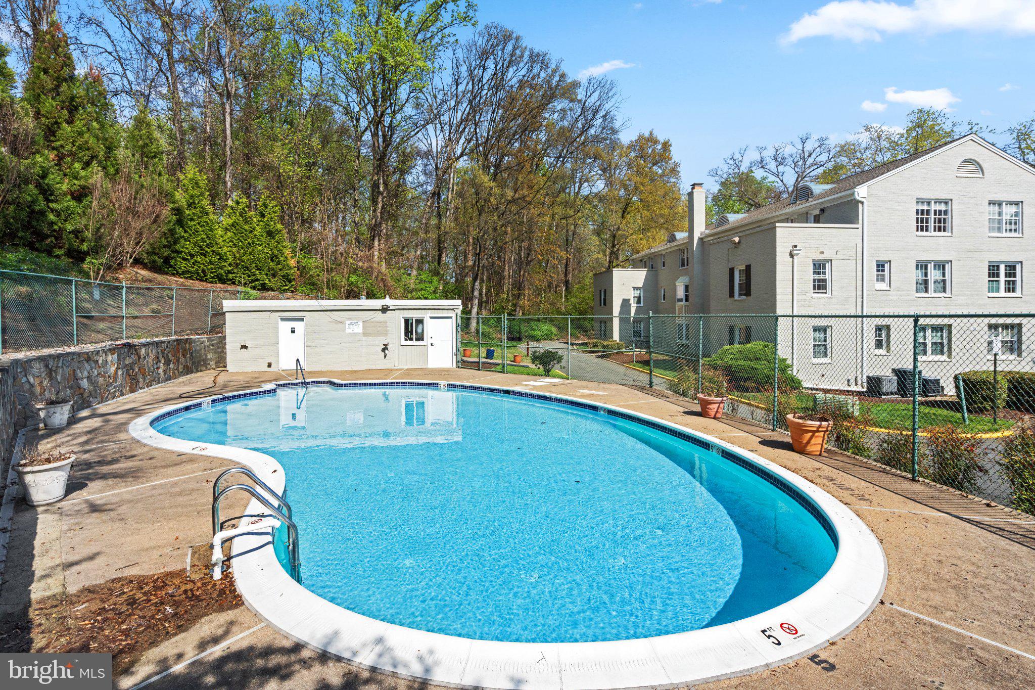 PARK GLEN - Residential