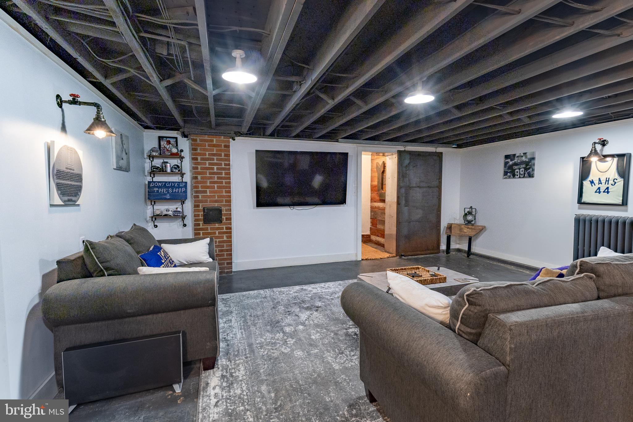 YORKVILLE - Residential