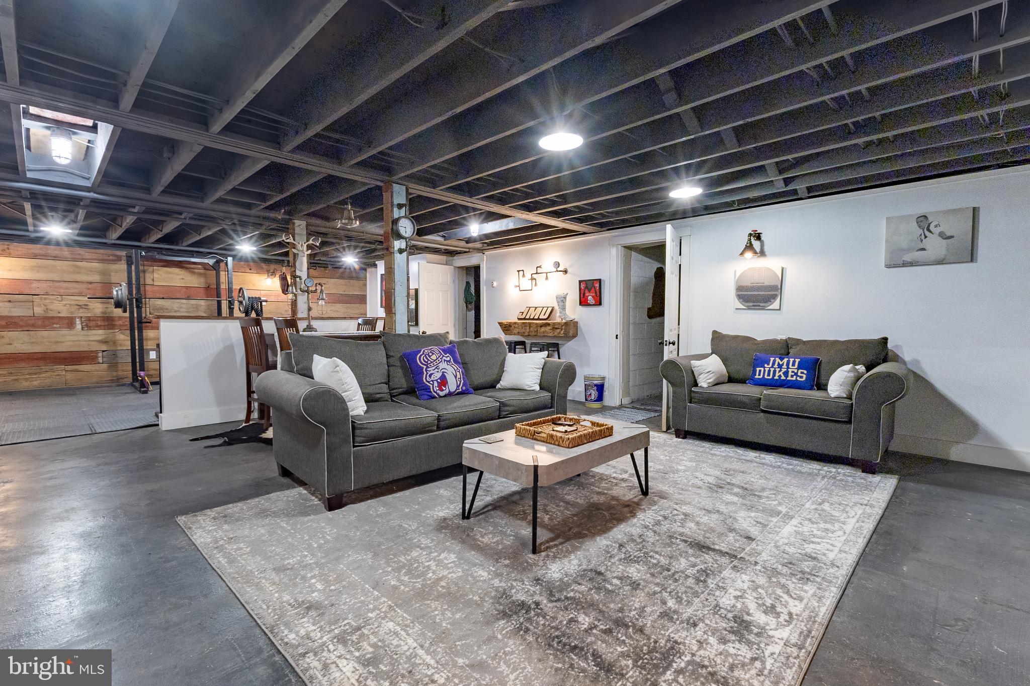 YORKVILLE - Residential