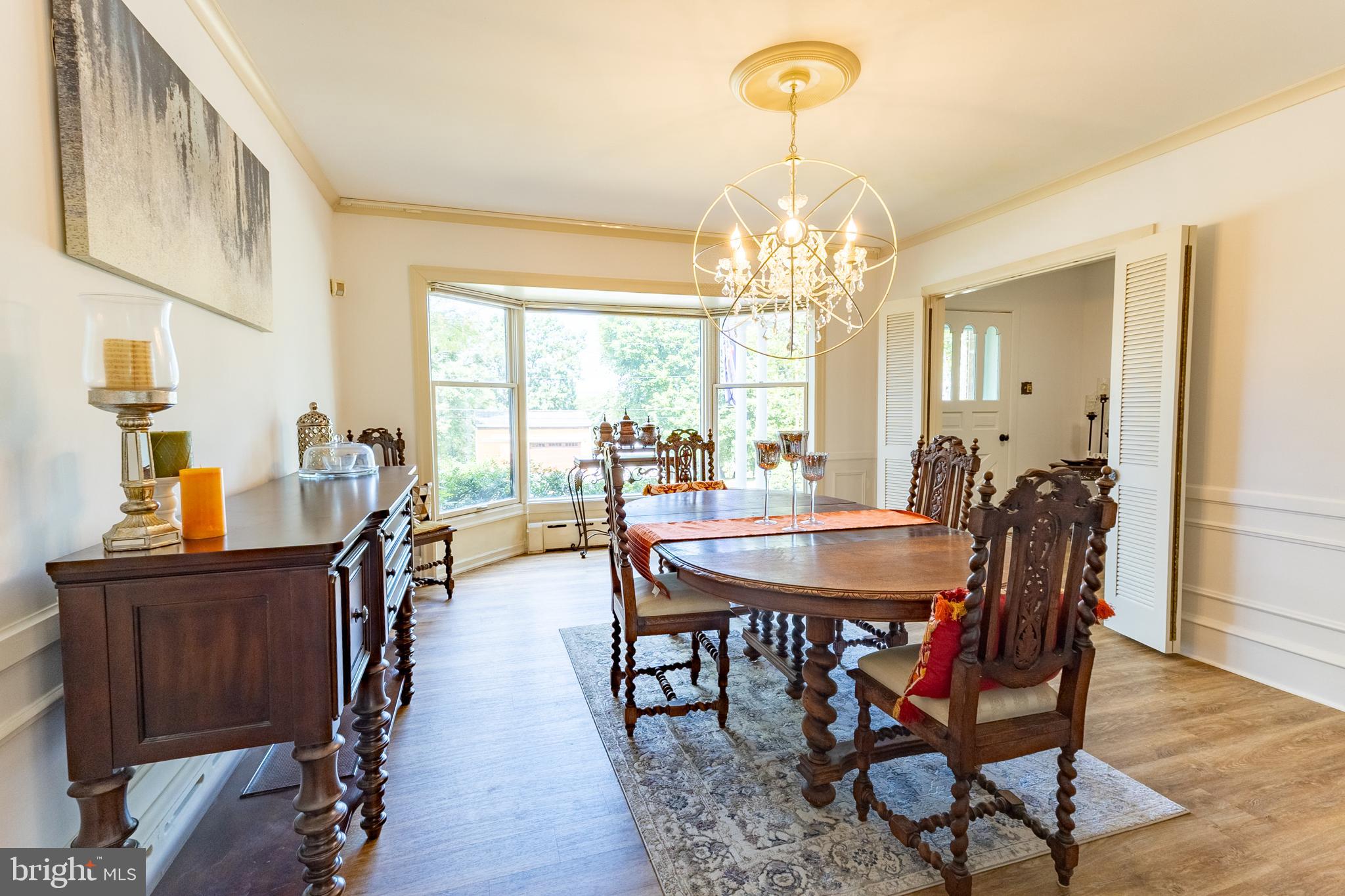 YORKVILLE - Residential