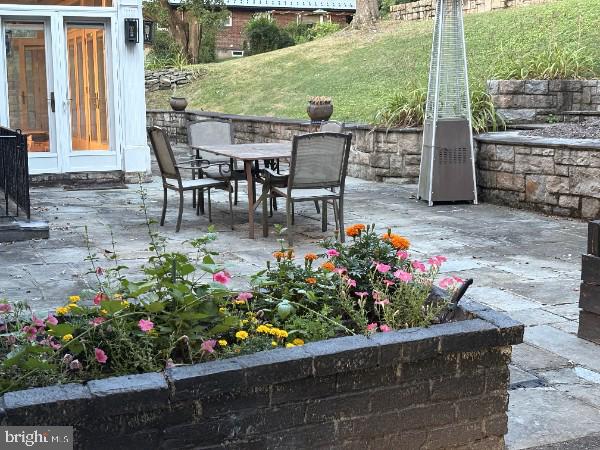 YORKVILLE - Residential