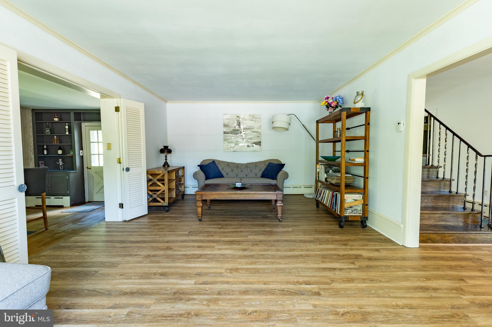 YORKVILLE - Residential