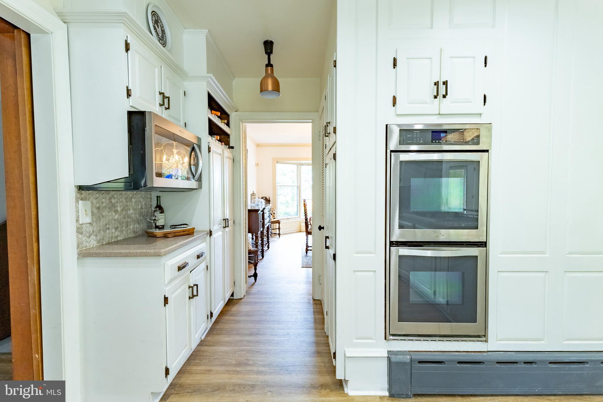 YORKVILLE - Residential