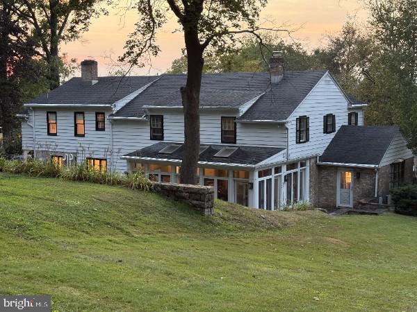 YORKVILLE - Residential