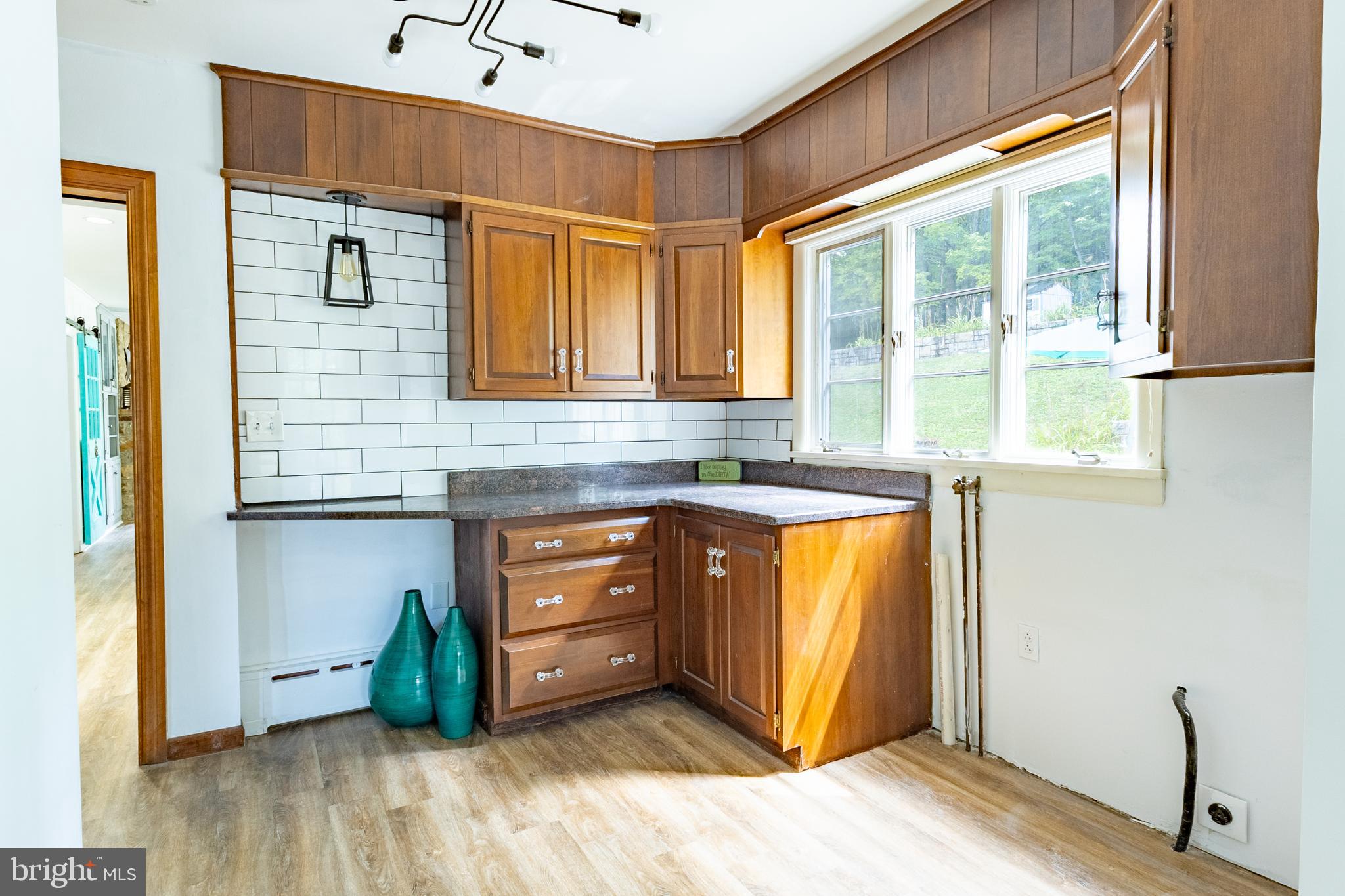 YORKVILLE - Residential