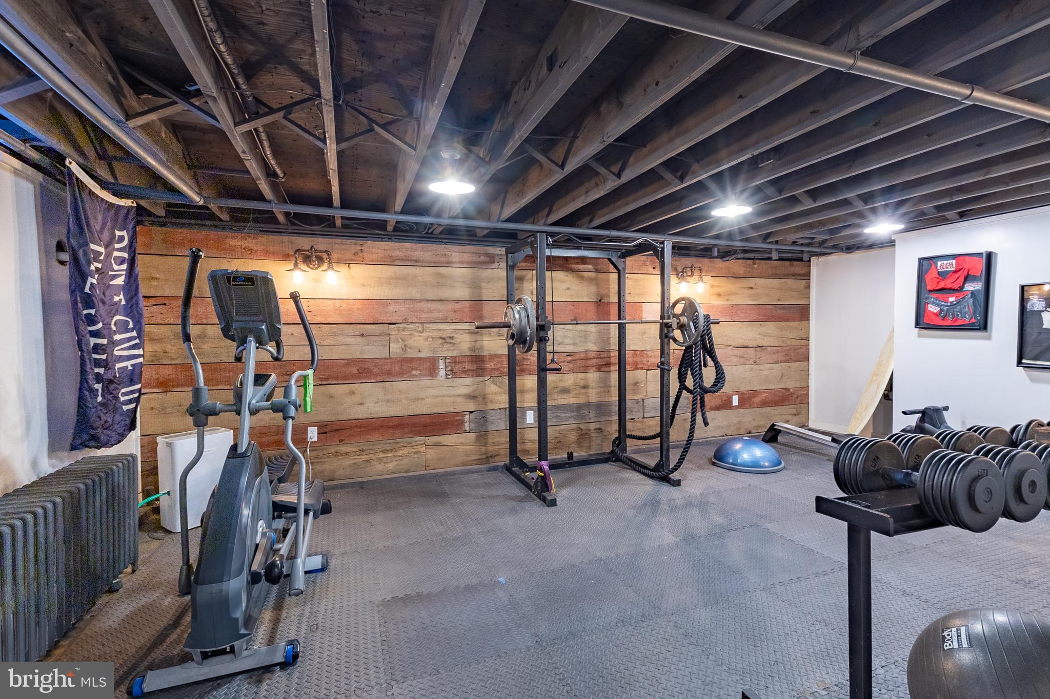 YORKVILLE - Residential