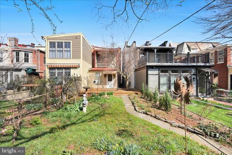 Tiny photo for 640 W Chestnut Street, LANCASTER, PA 17603 (MLS # PALA2085198)