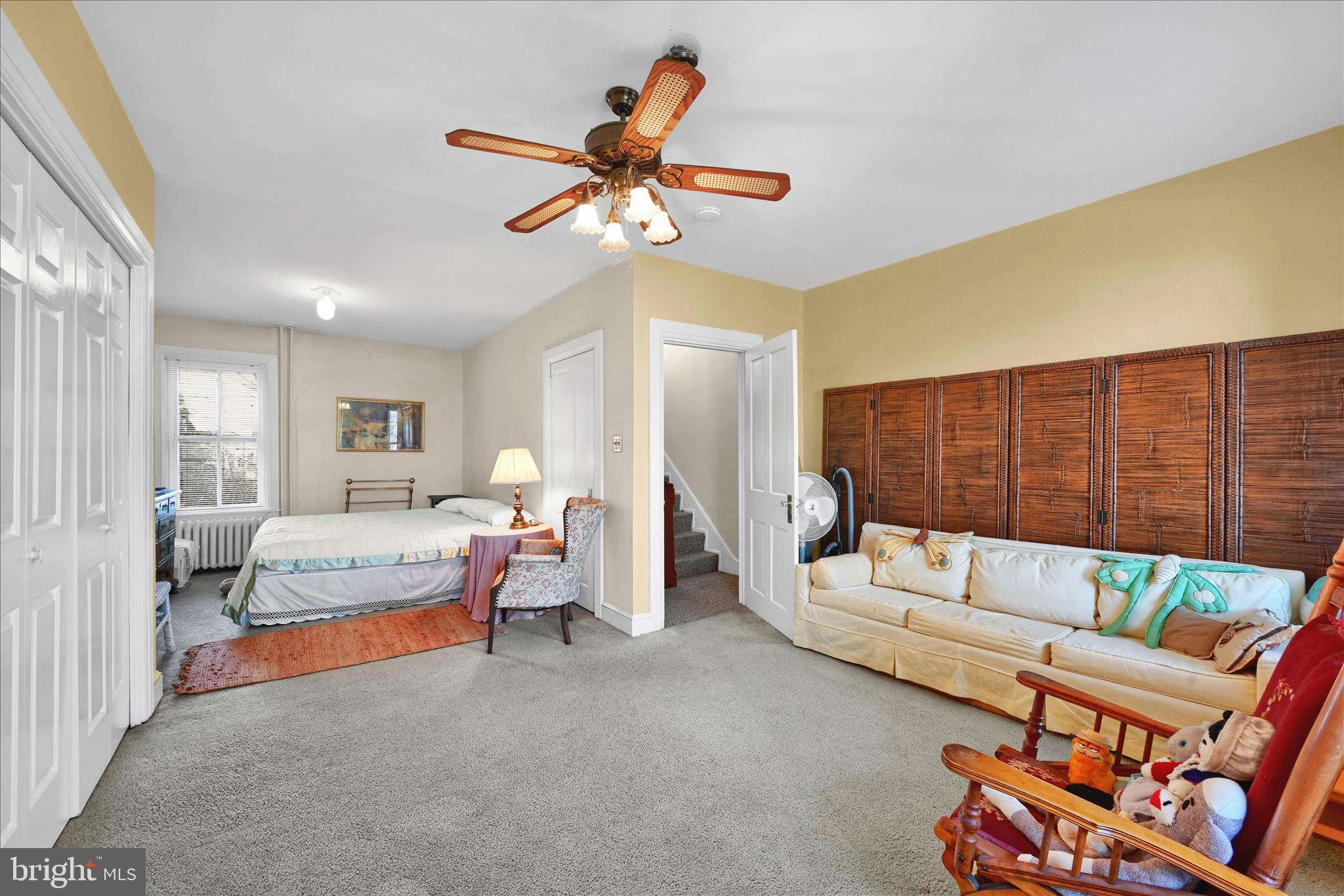 CHESTNUT HILL - Residential