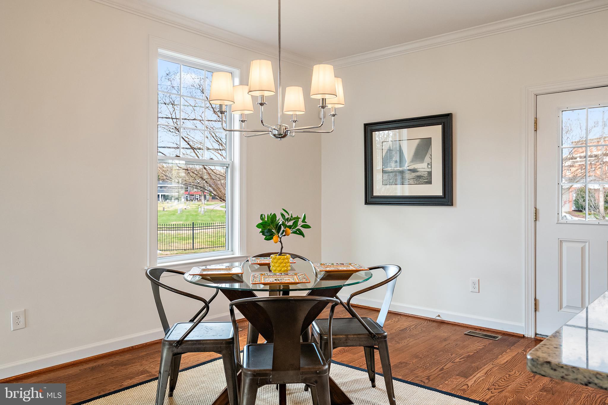 MURRAY HILL - Residential