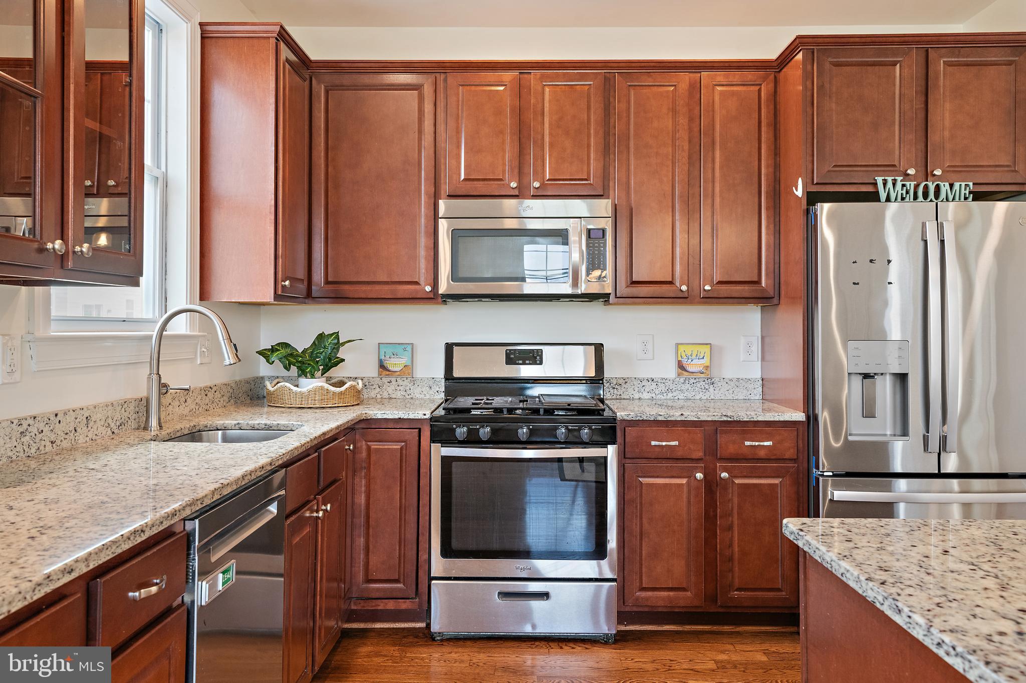 MURRAY HILL - Residential