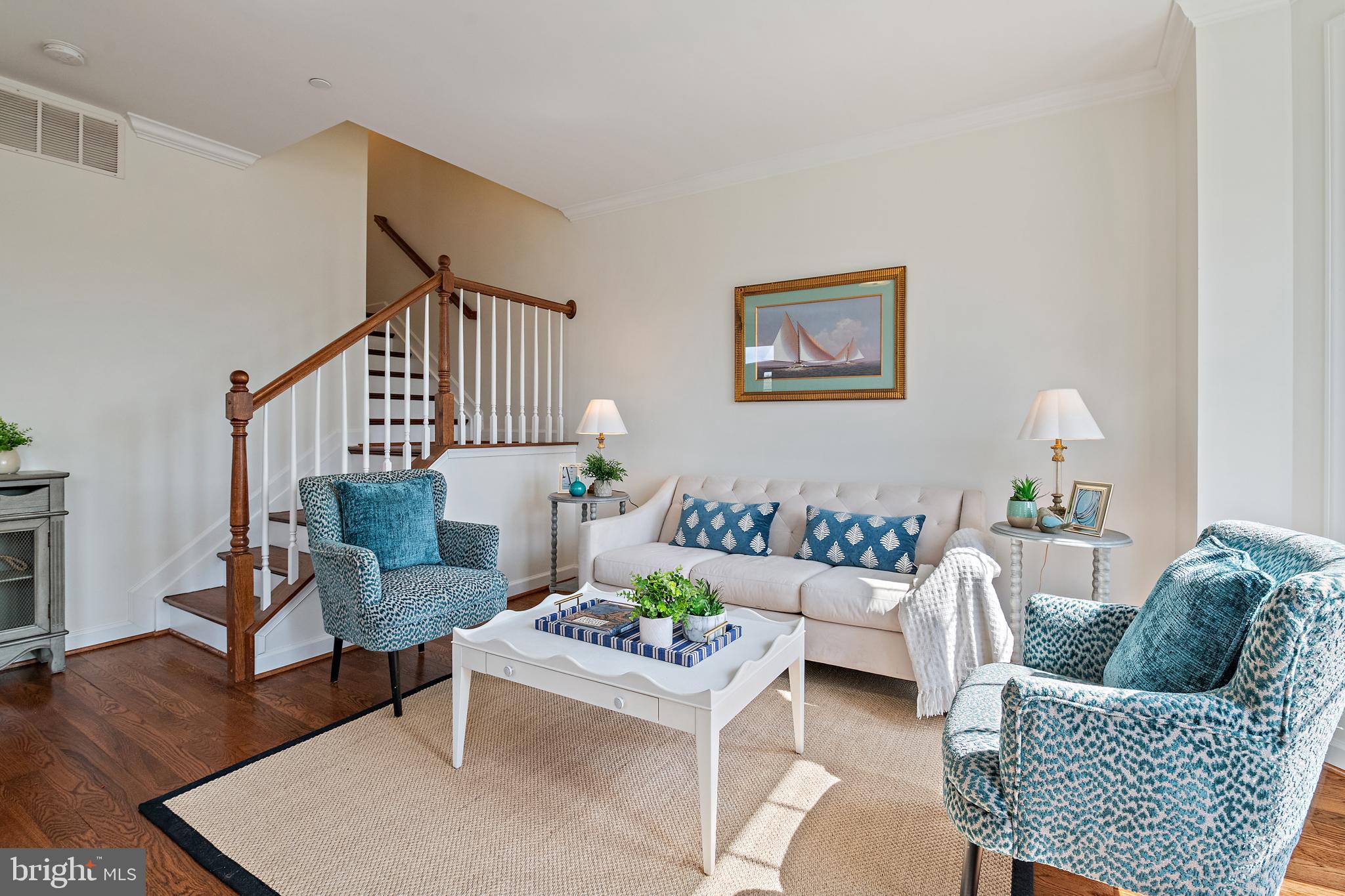 MURRAY HILL - Residential