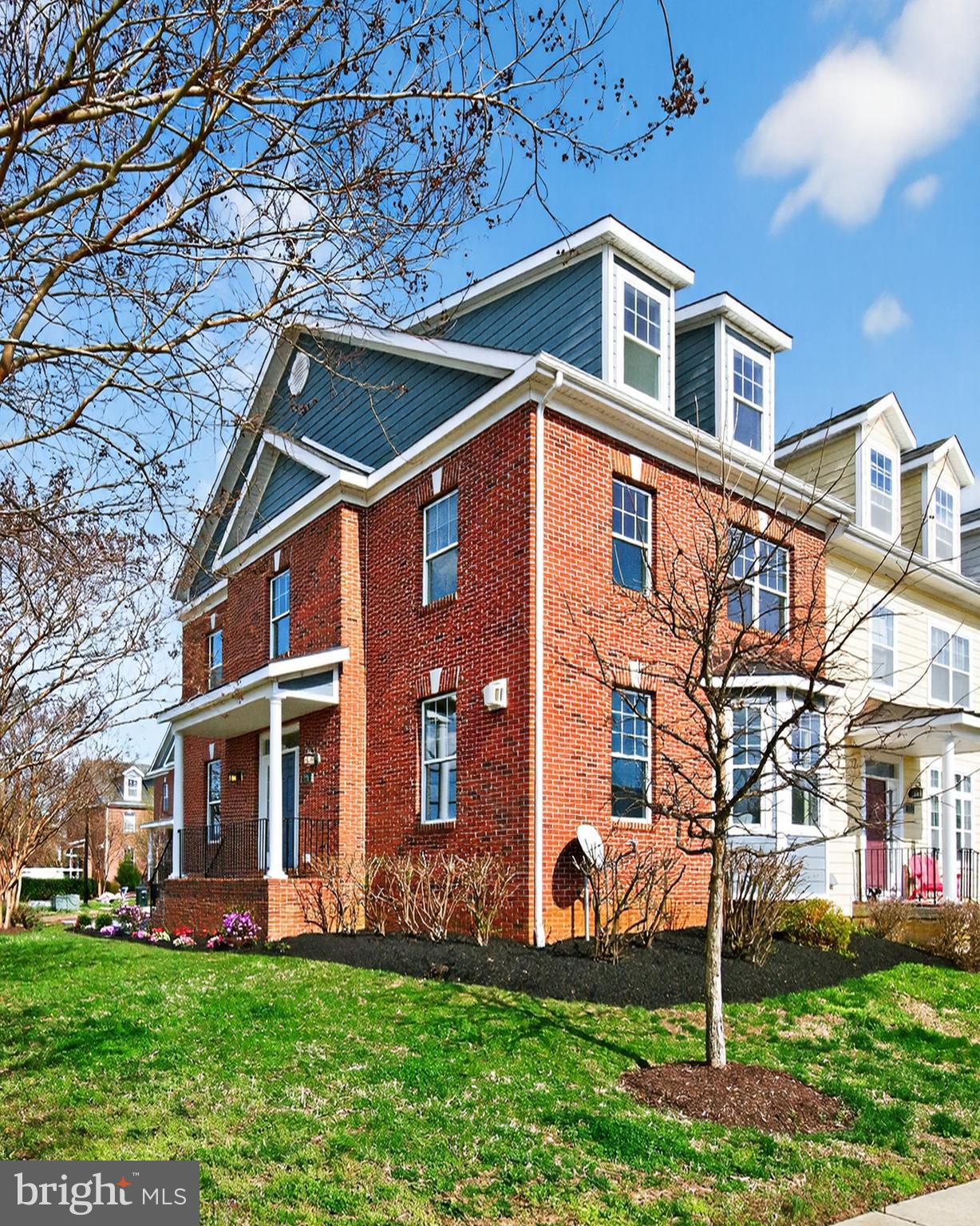 MURRAY HILL - Residential