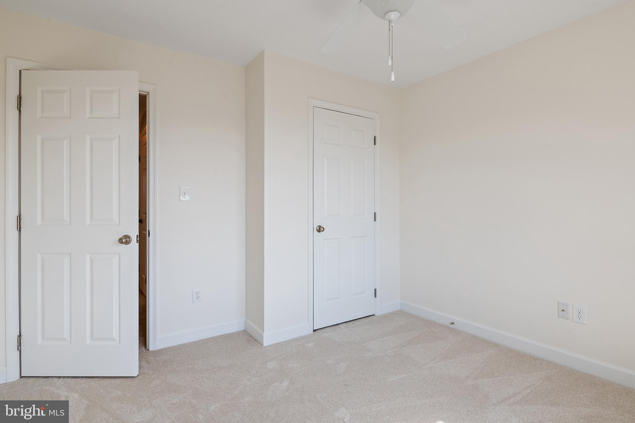 MURRAY HILL - Residential