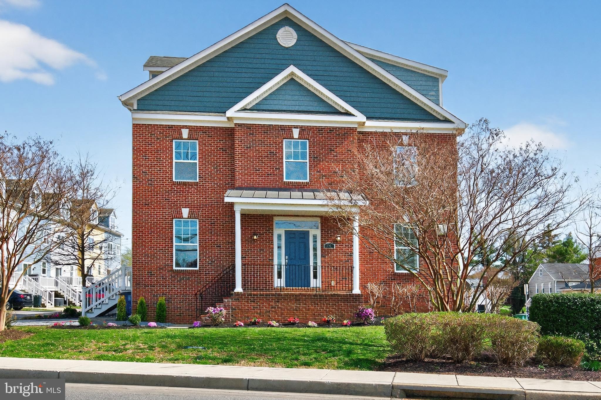 MURRAY HILL - Residential